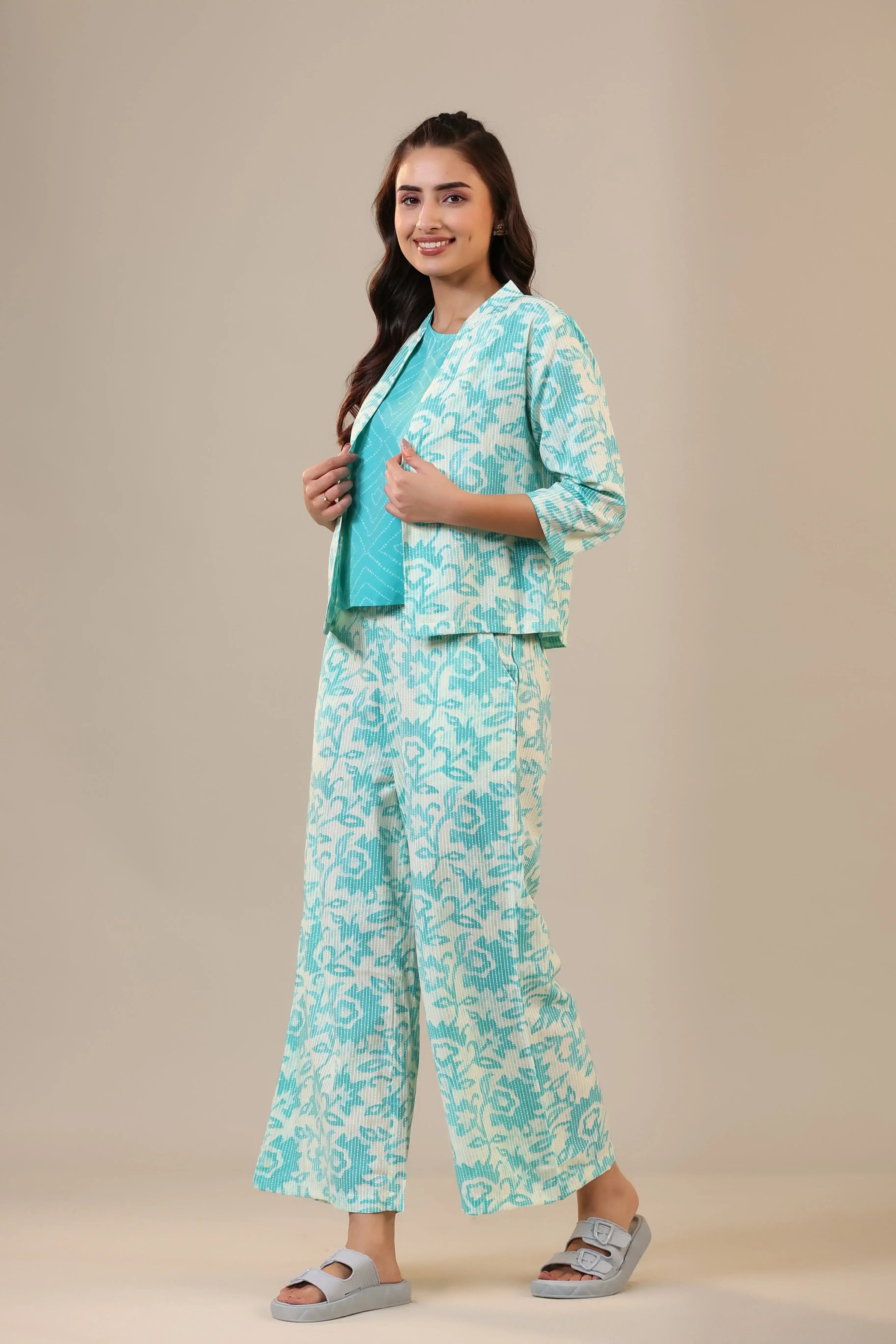 Blue Florals With Bandhej on Cotton Three piece Set