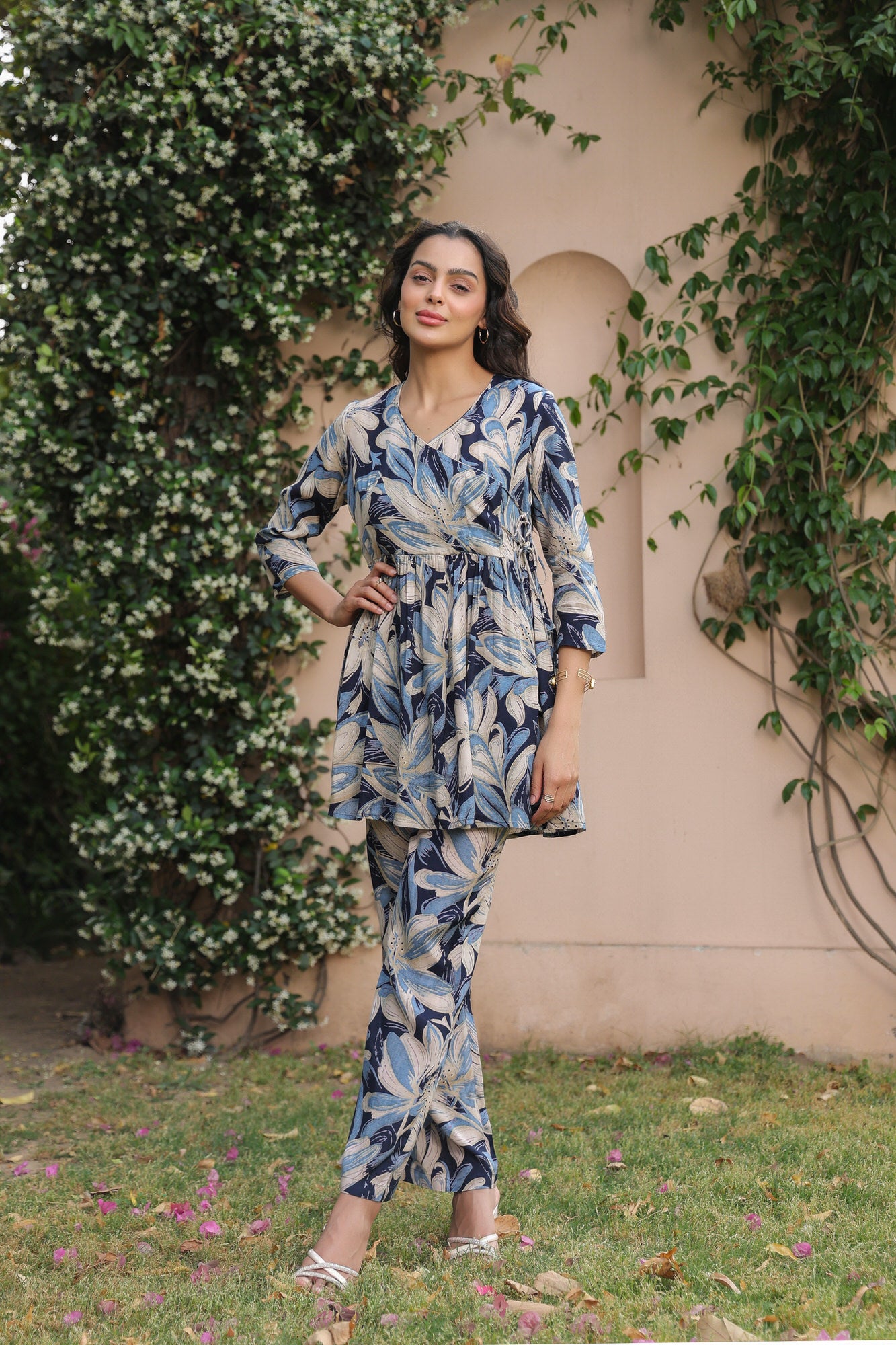 Daisies by the Bay Russian Silk Co-ord Set