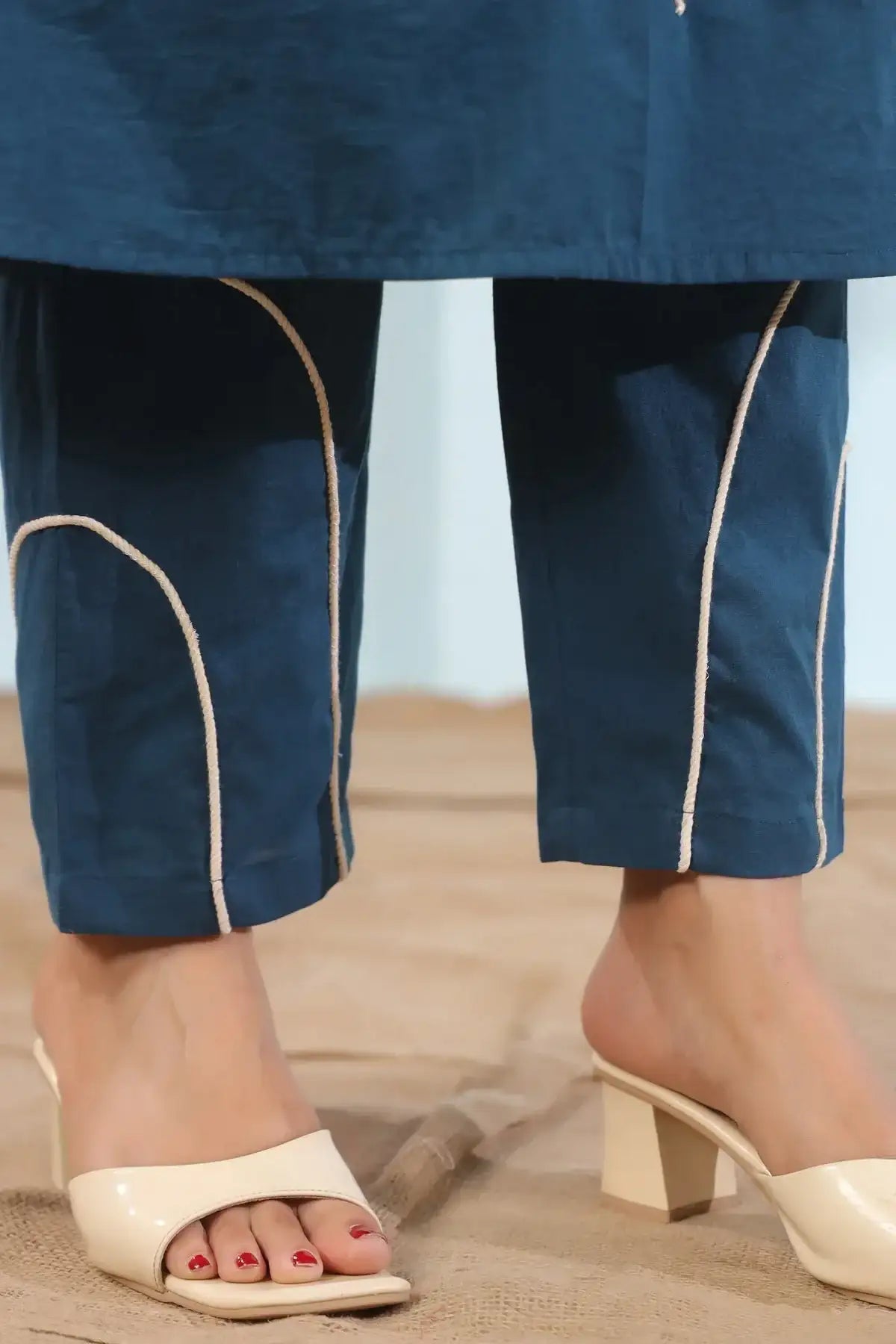 Giraffe Glance Blue Cotton Co-ord Set