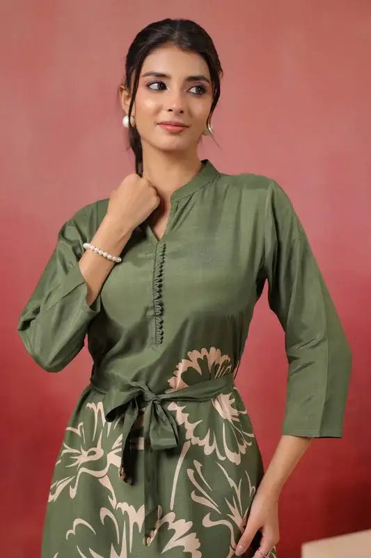 Elegant Green Floral A-Line Midi Russian Silk Dress