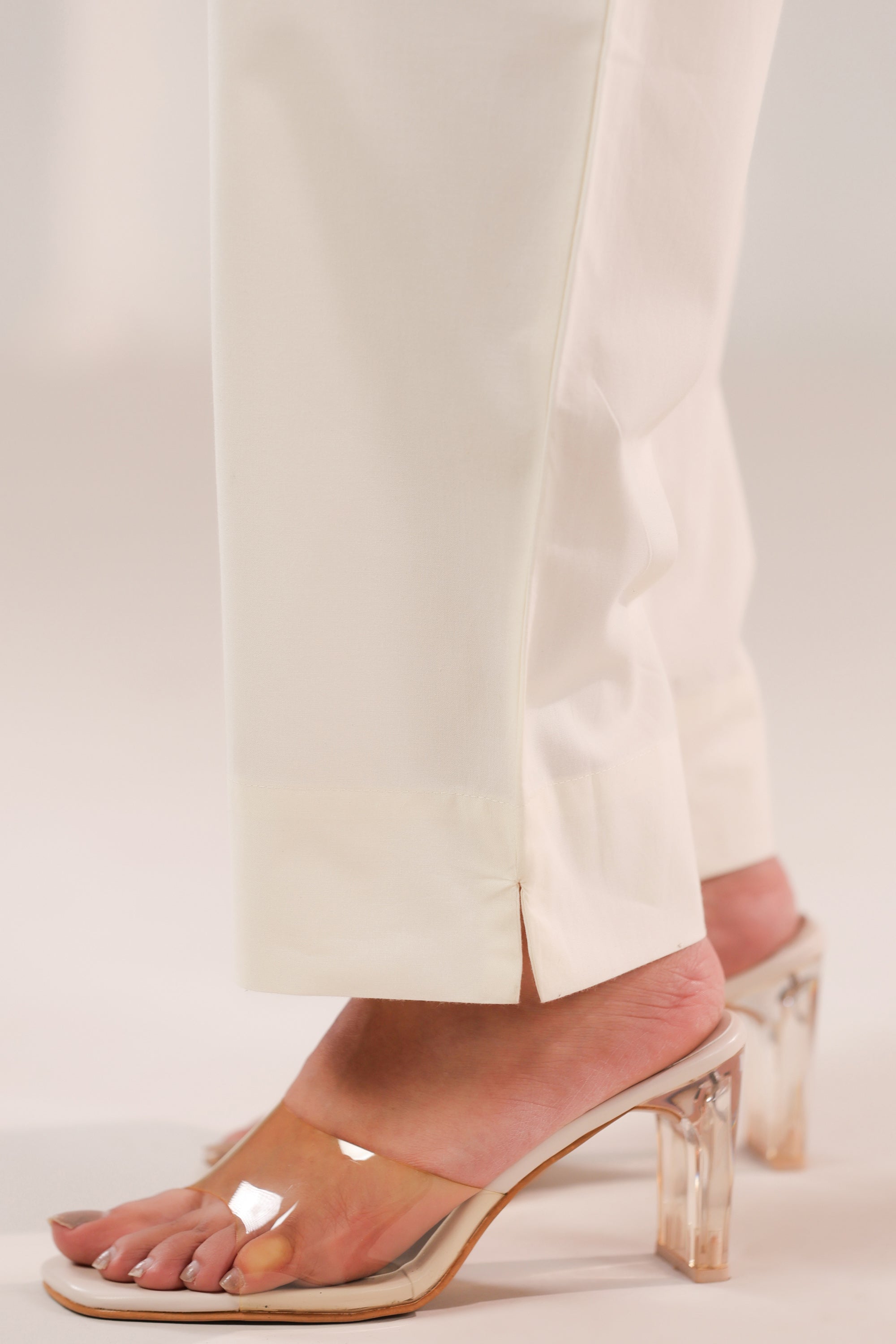 Solid Off-White High Waist Straight Fit Cotton Pants