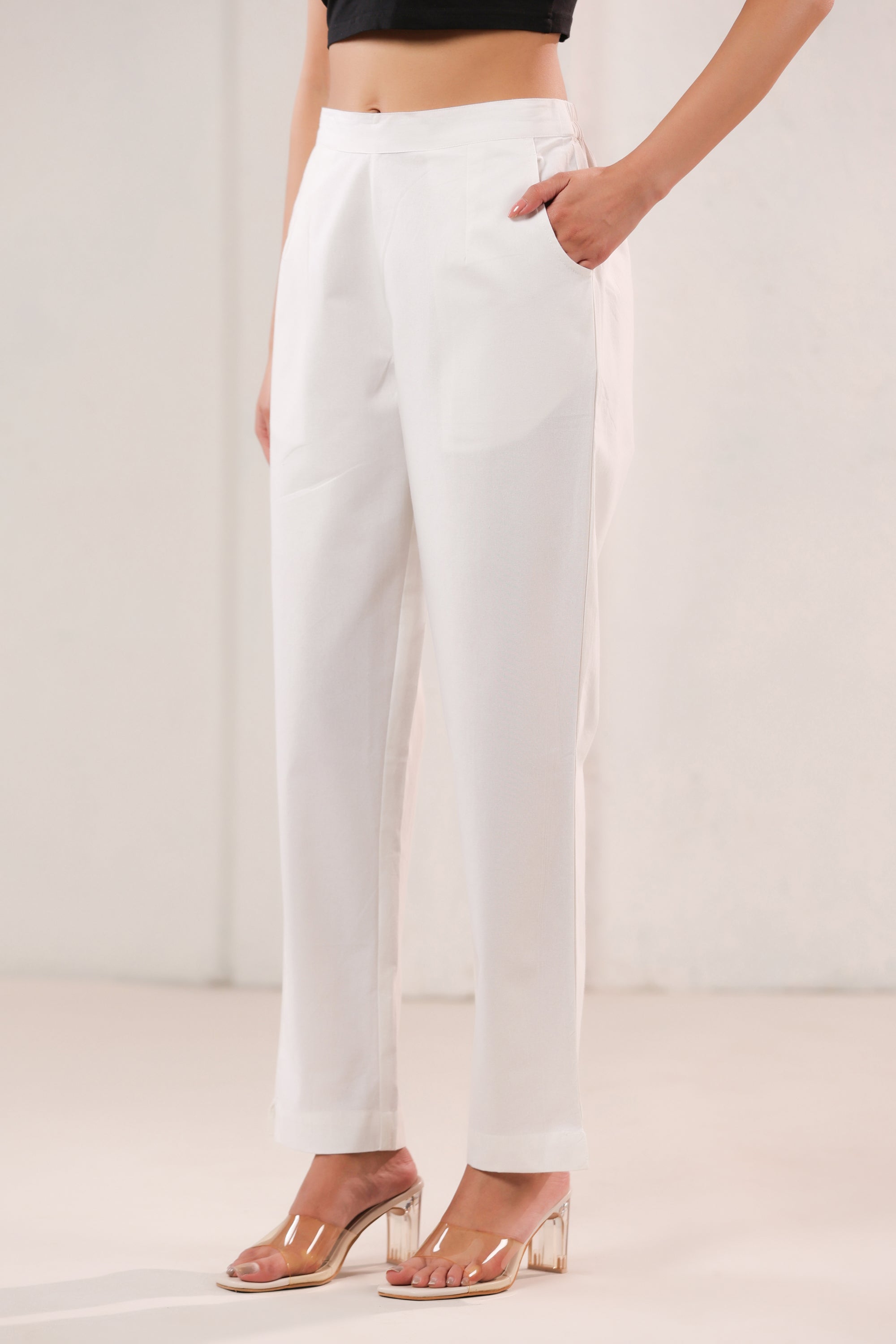 Solid White Straight Fit & Ankle Length Cotton Pants