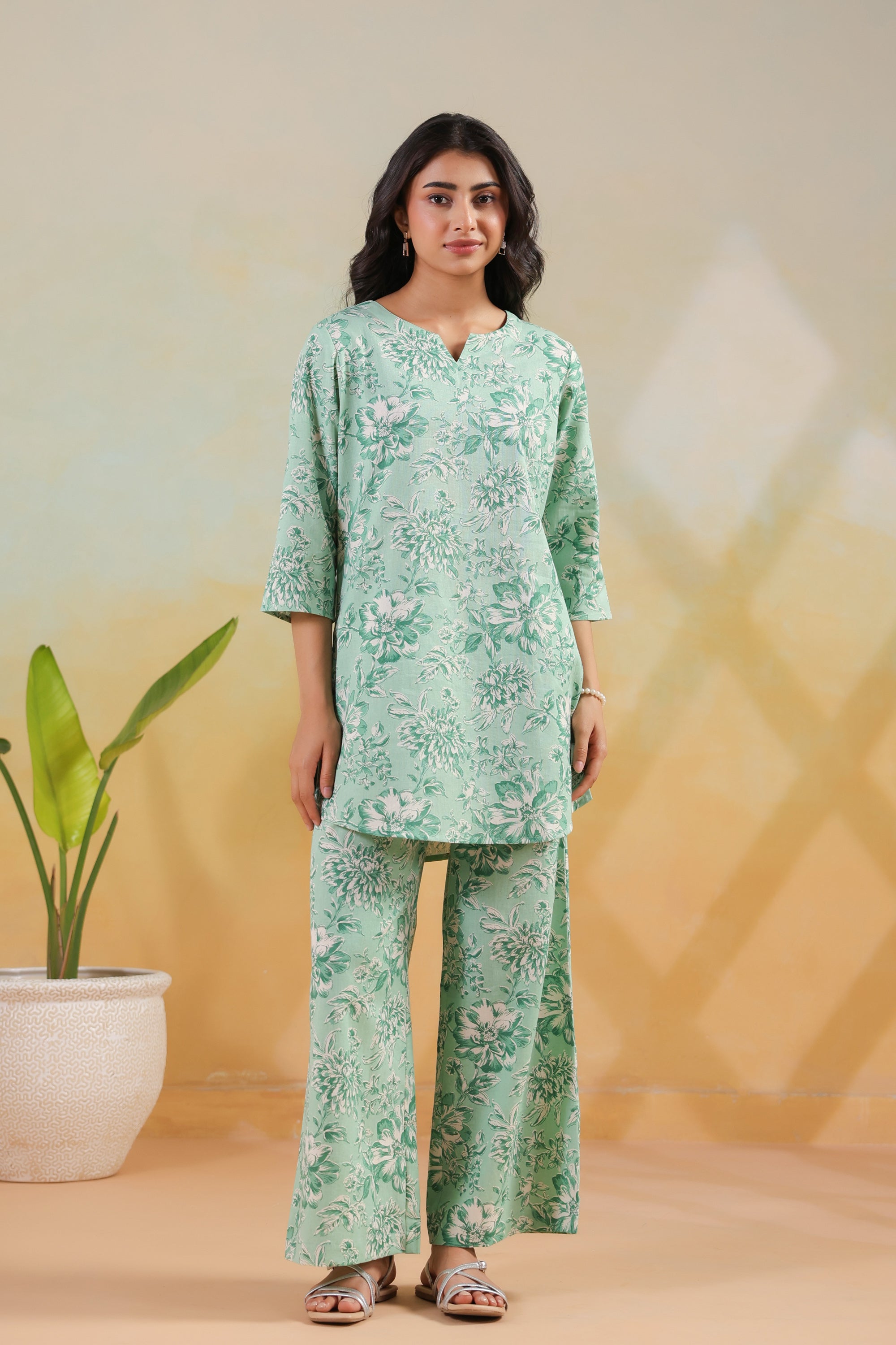 Green Floral Printed Cotton Flex Regular Fit Co-ord Set