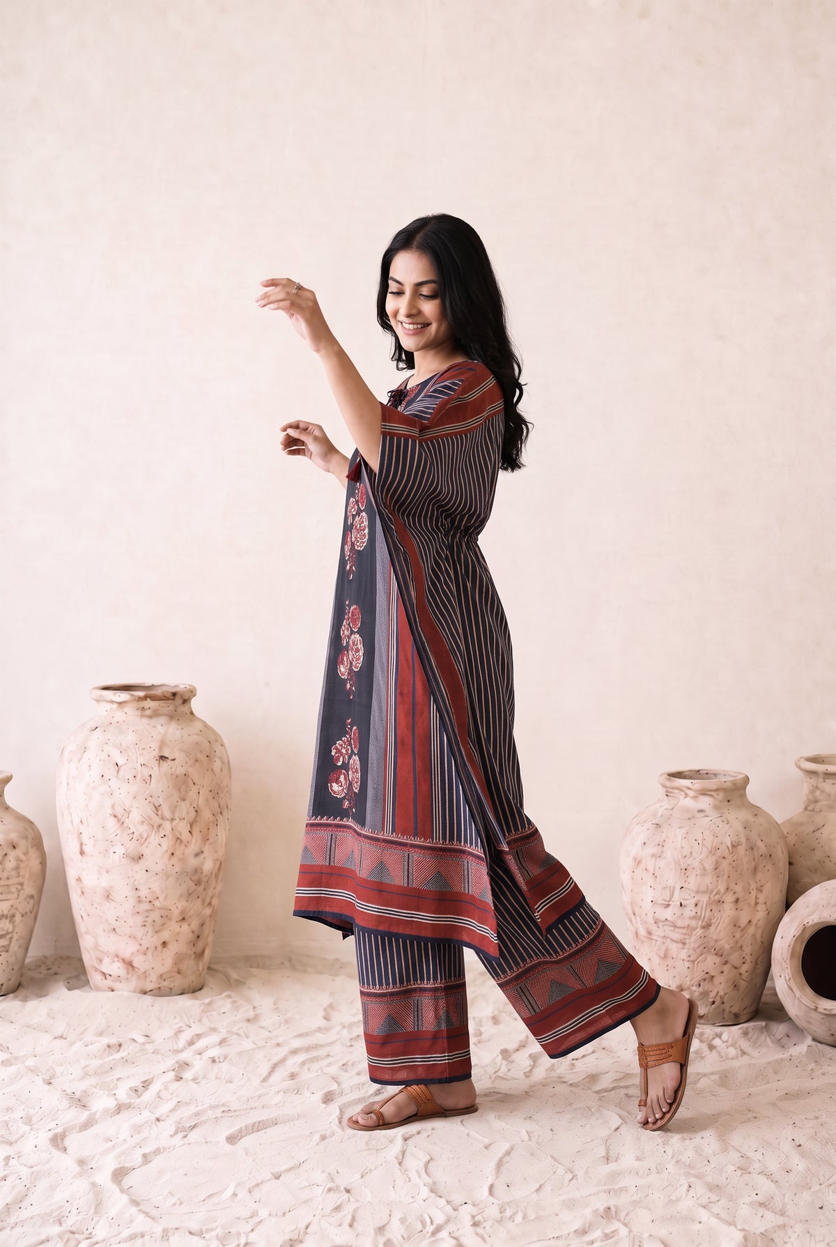 Amaira Navy Blue & Red Floral Printed Muslin Kaftan Set