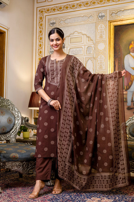 Brown Ethnic Print Kurta Pant Set with Contrast Border Dupatta