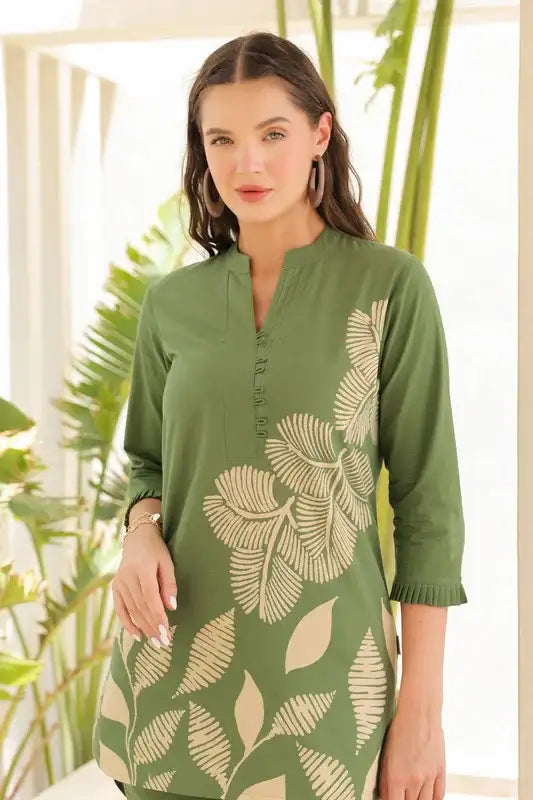 Sage Green Floral Line Pattern Cotton Co-ord set