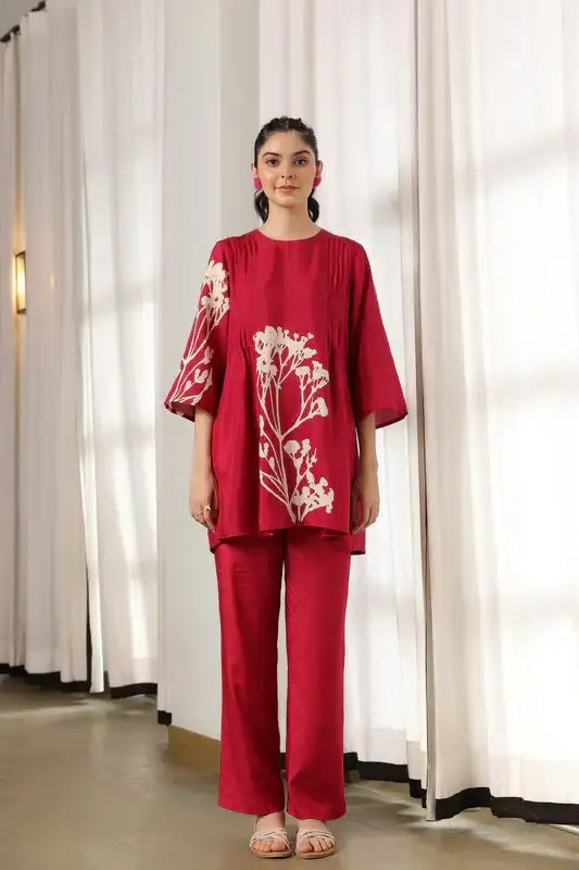 Regal Red Leaf Russian Silk Co-ord set