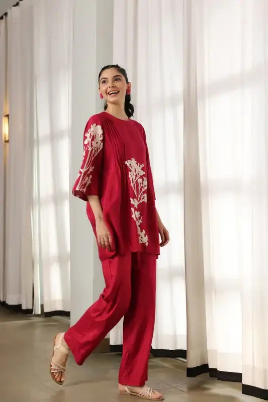 Regal Red Leaf Russian Silk Co-ord set