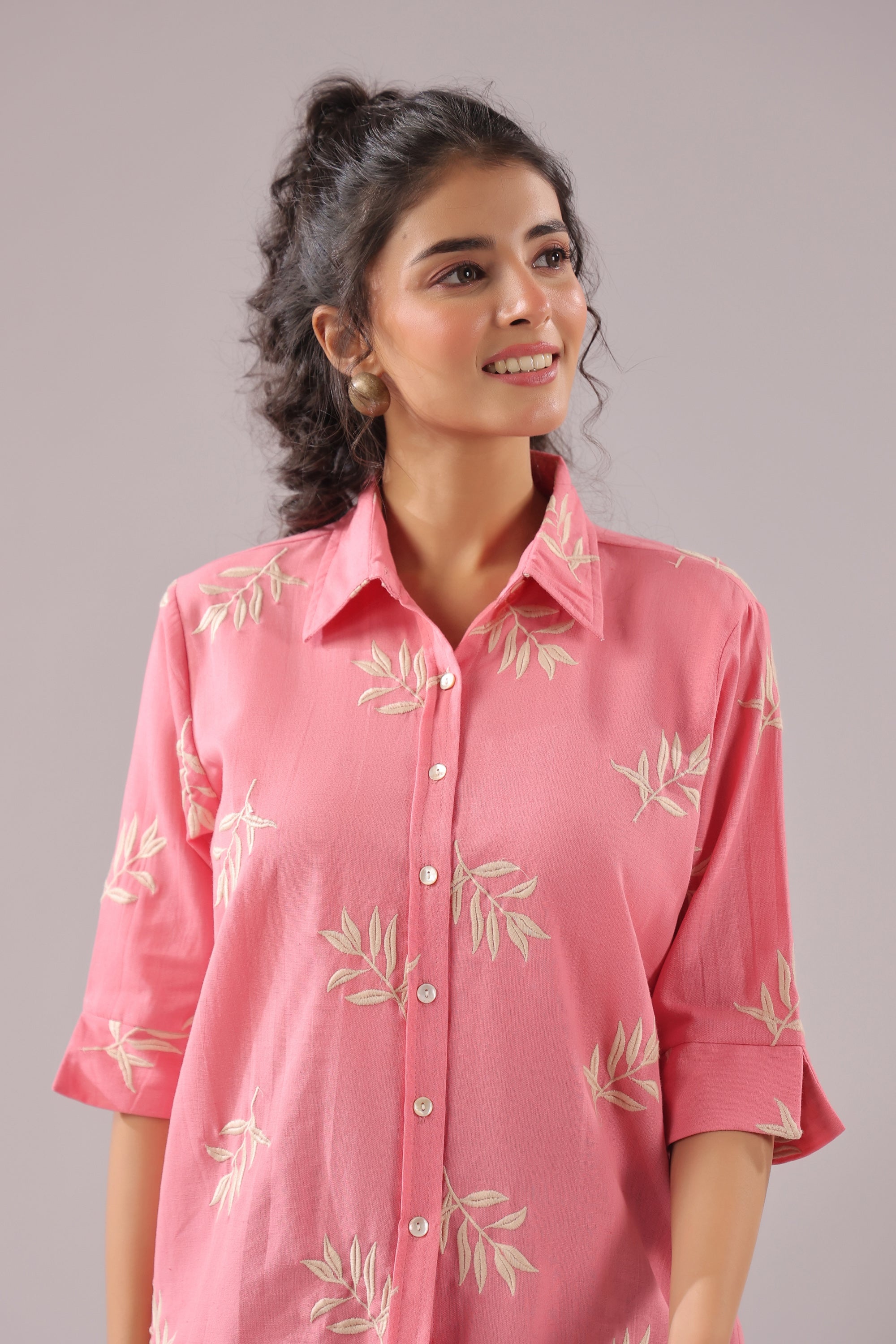 Coral Leaf Embroidered Cotton Flex Shirt
