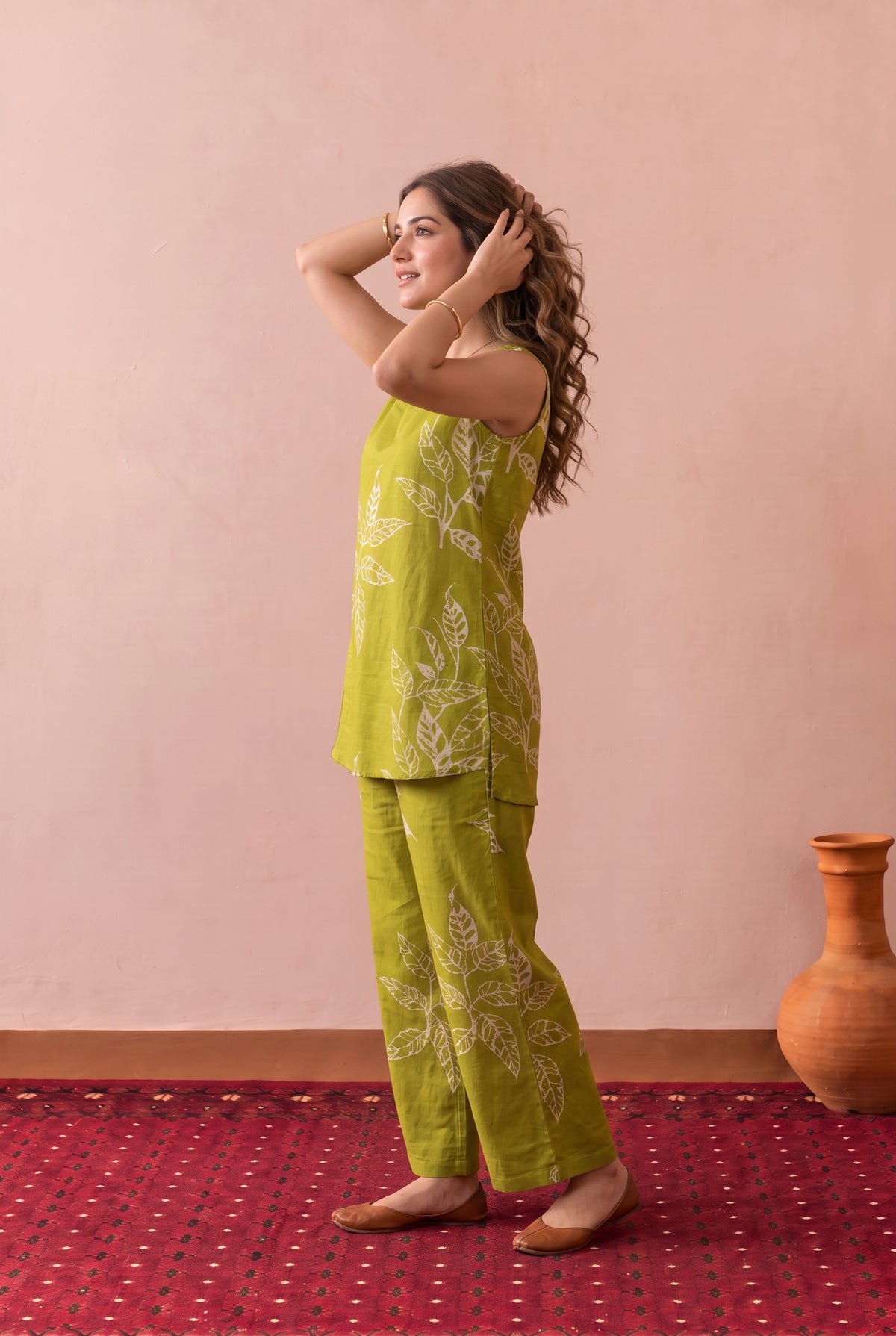 Green Tropical Leaf Outline Printed Cotton Co-ord Set