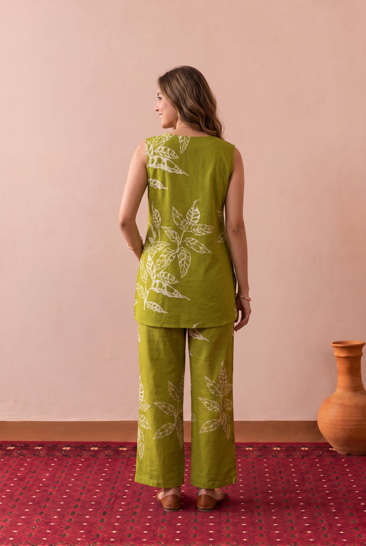 Green Tropical Leaf Outline Printed Cotton Co-ord Set