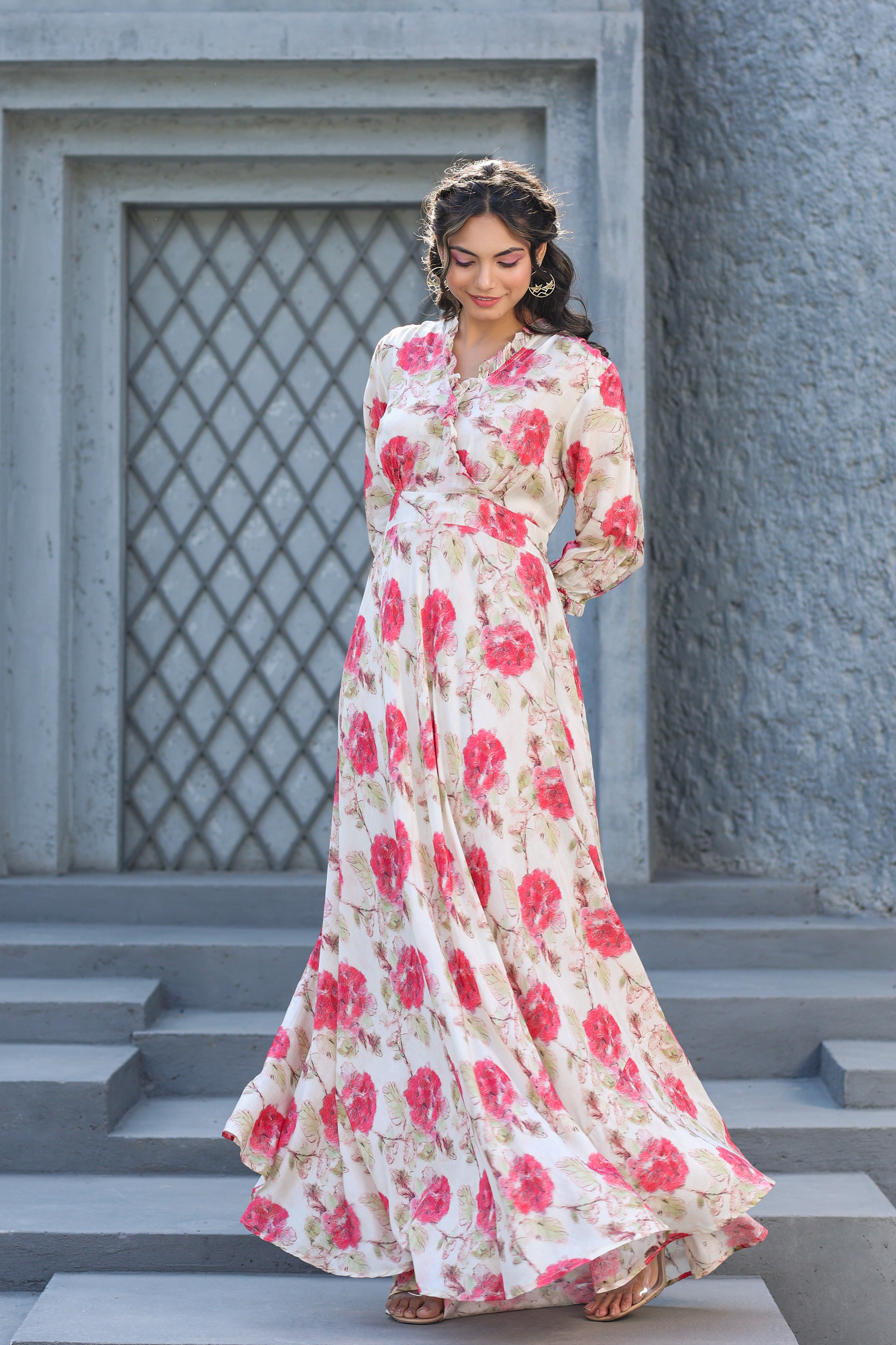 Roses Dreamland on Off white Muslin Silk Maxi Dress