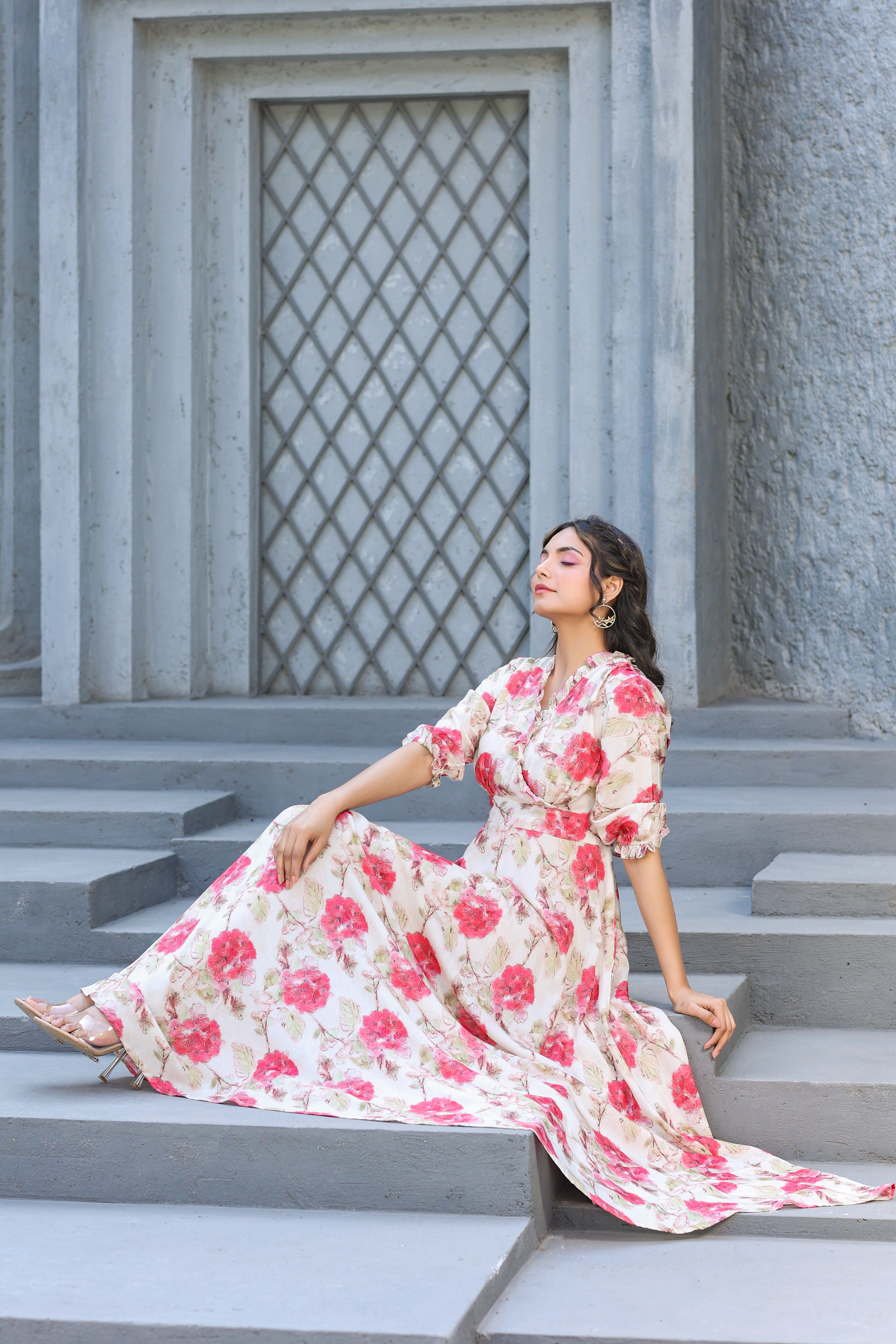Roses Dreamland on Off white Muslin Silk Maxi Dress