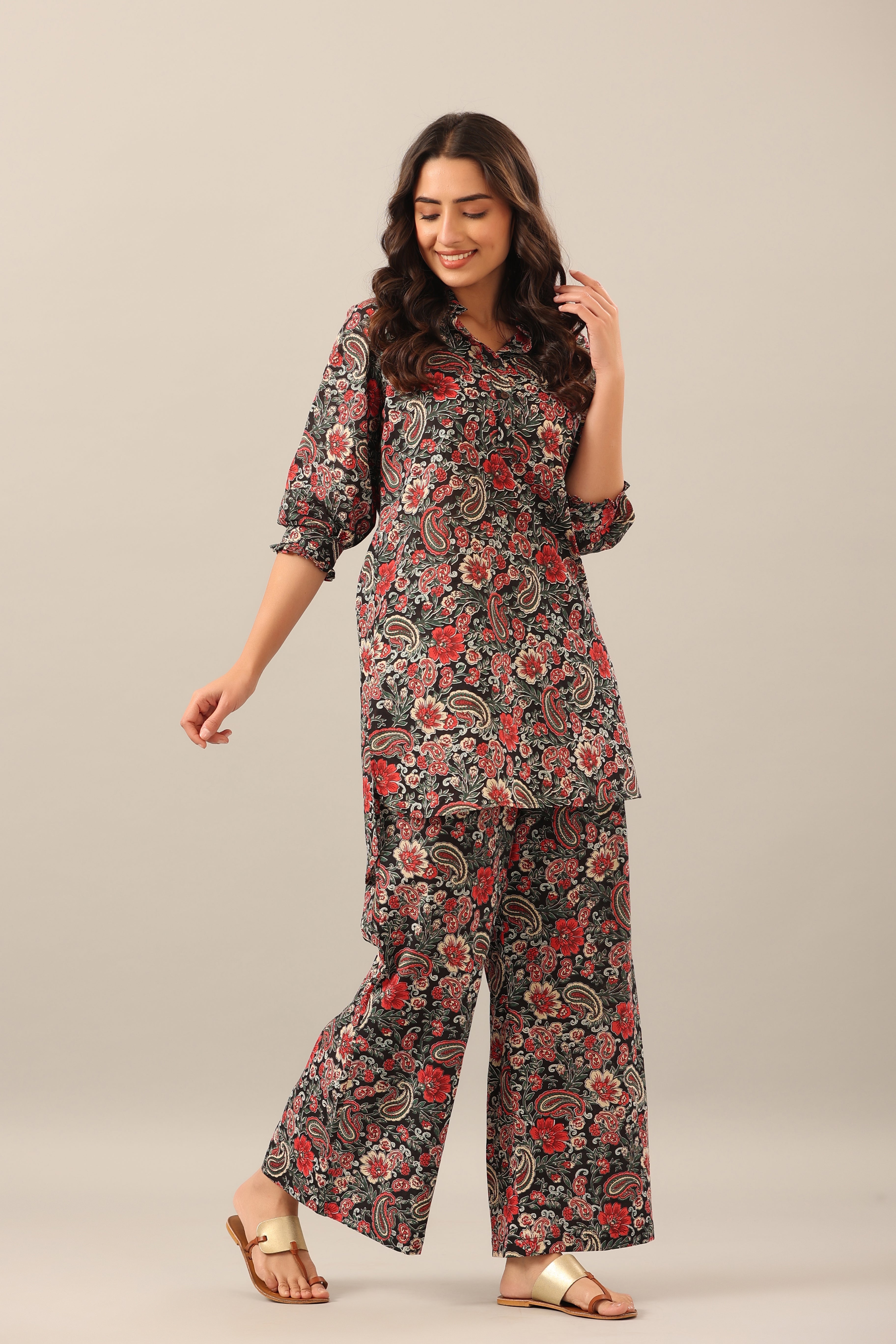 Paisley Park on Black Collared Cotton Smoked Sleeves Palazzo Loungewear Set