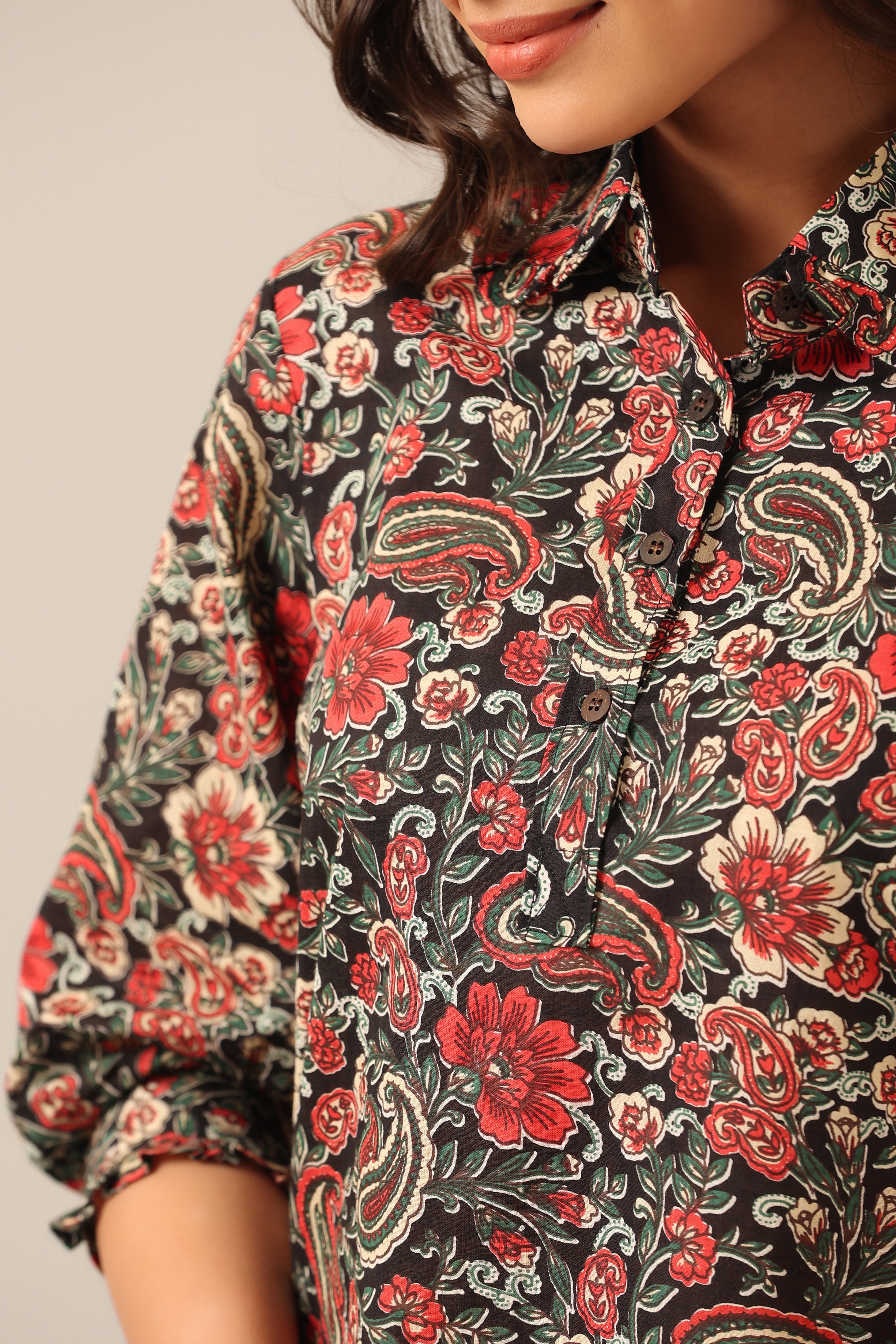 Paisley Park on Black Collared Cotton Smoked Sleeves Palazzo Loungewear Set