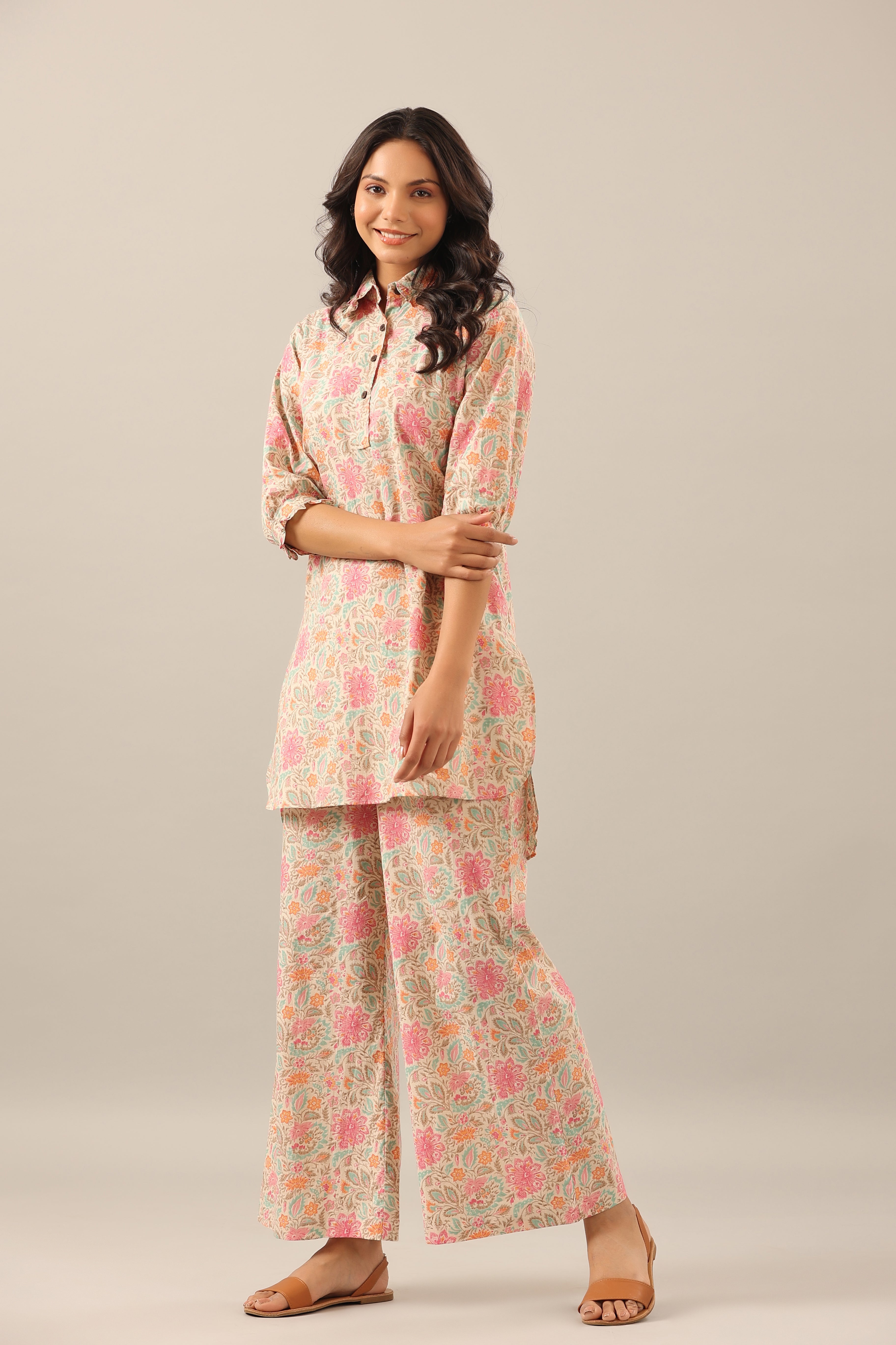 Pastel Jaal on Peach Cotton Collared Smoked Sleeves Palazzo Loungewear Set