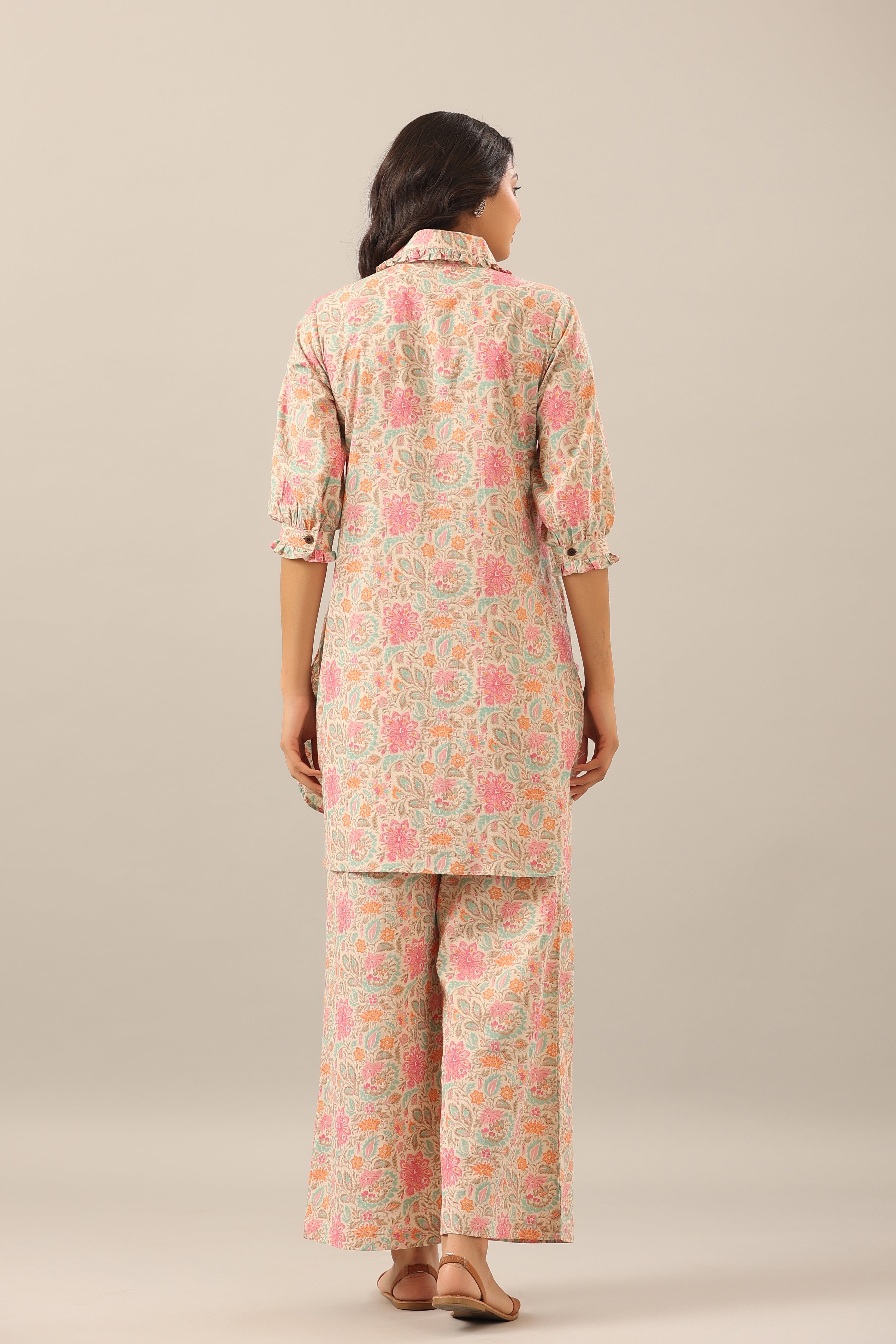 Pastel Jaal on Peach Cotton Collared Smoked Sleeves Palazzo Loungewear Set