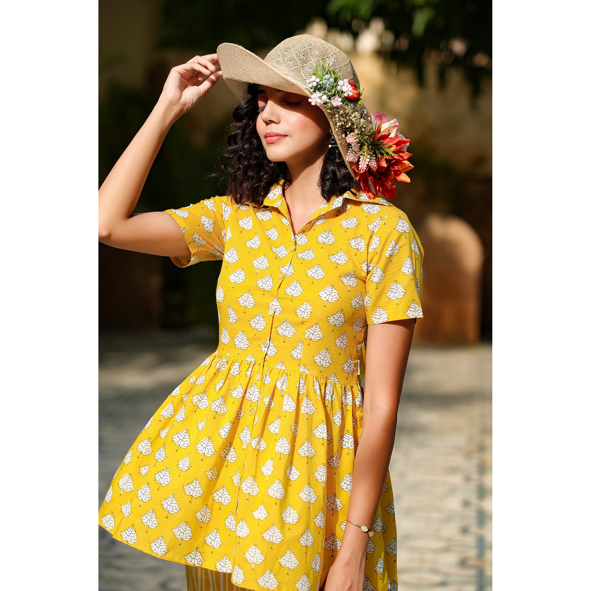 Tropical leaves with stripes on yellow Peplum Loungewear Top Set