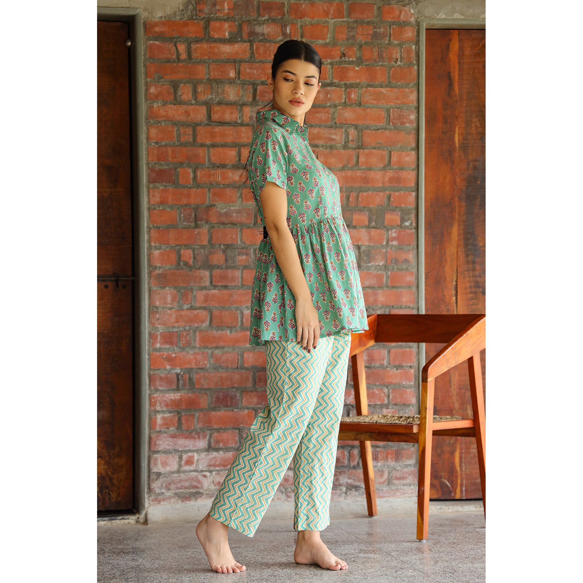 Sunflower with Contrast Stripes on Turquoise Cotton Loungewear Top Set