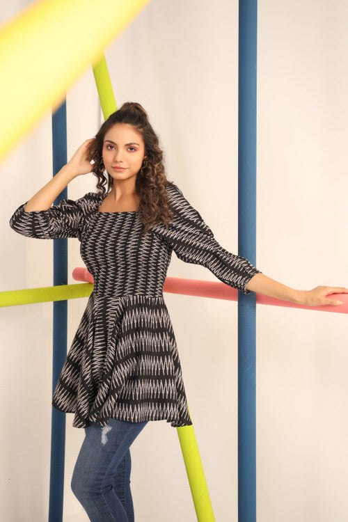 Zigzag Black Russian Silk Top