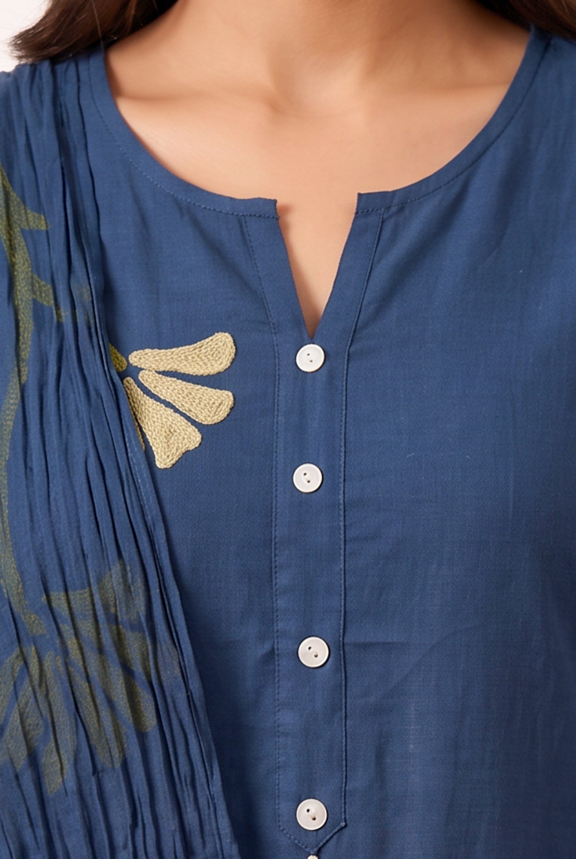 Blue Bird Printed Cotton Flex Kurta Set with Crushed Tassel Detail Dupatta & Straight Pants
