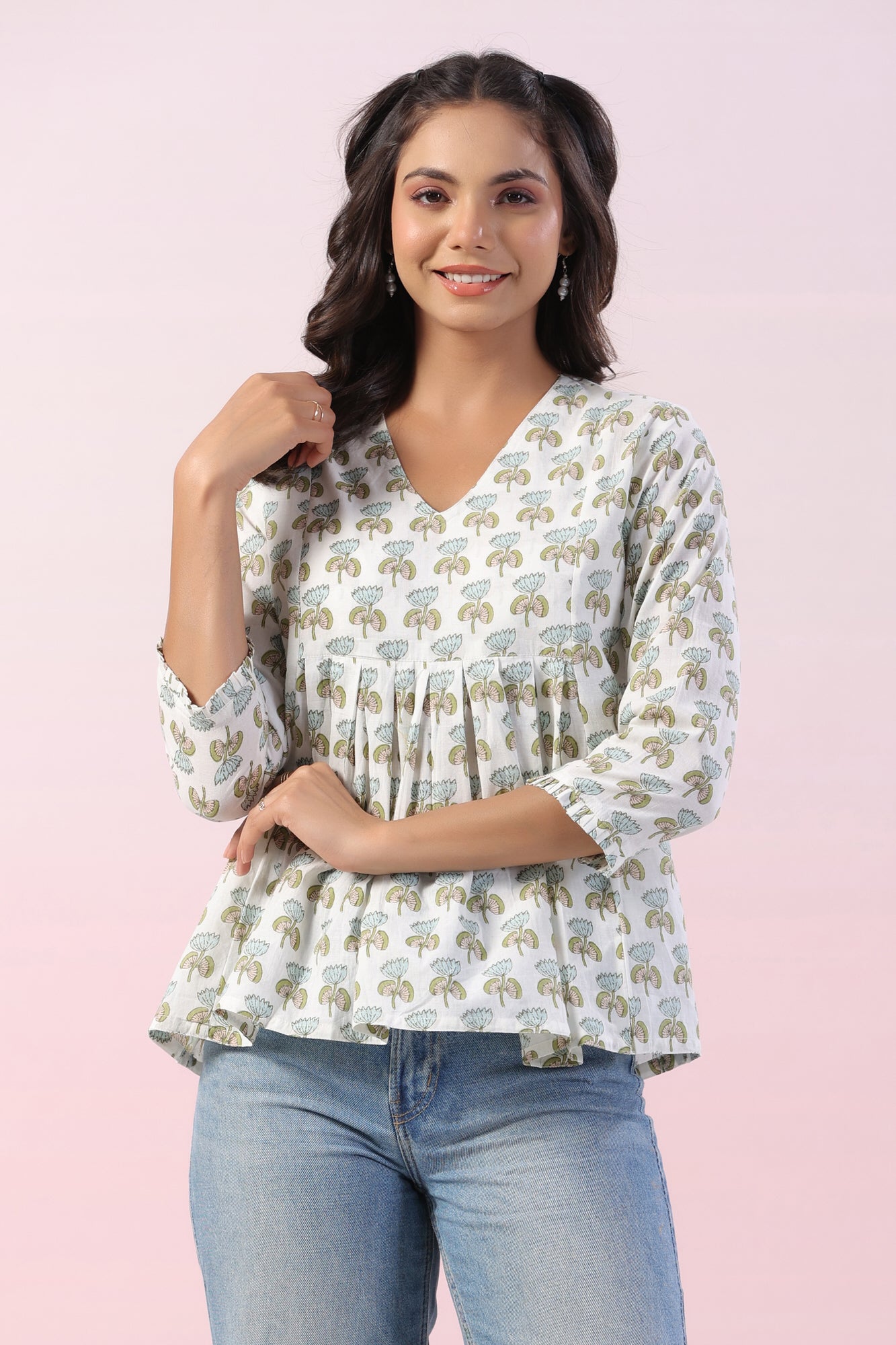 Lupine Motif Cotton Top