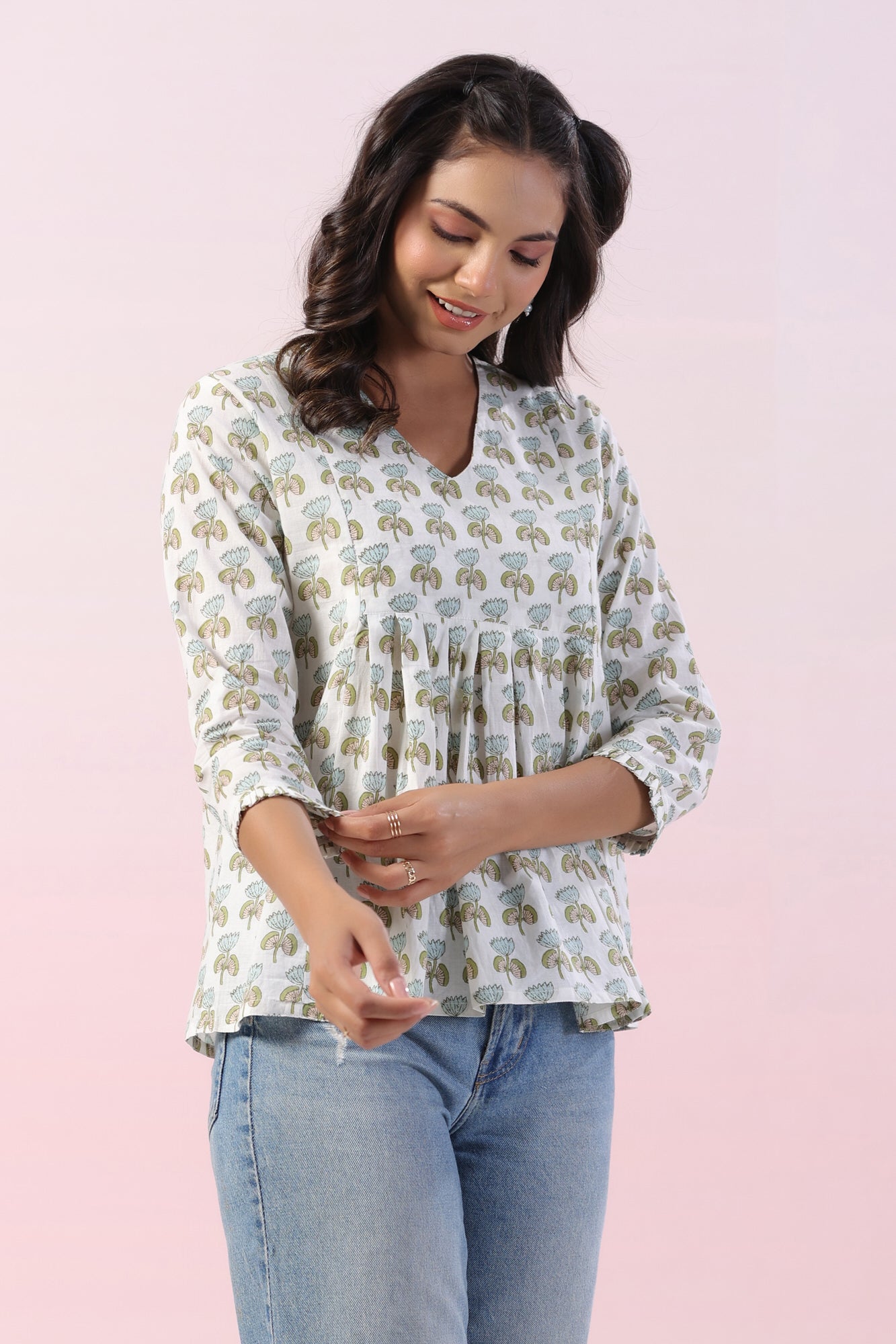 Lupine Motif Cotton Top