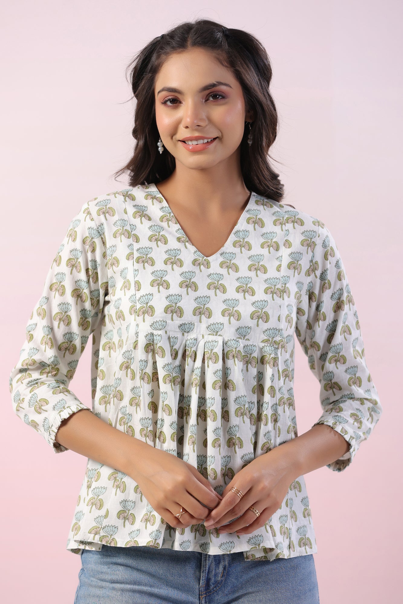 Lupine Motif Cotton Top