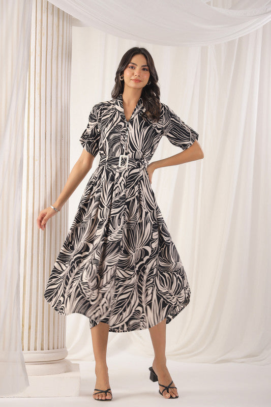 Chic Black and White Leaf Print Midi Dress