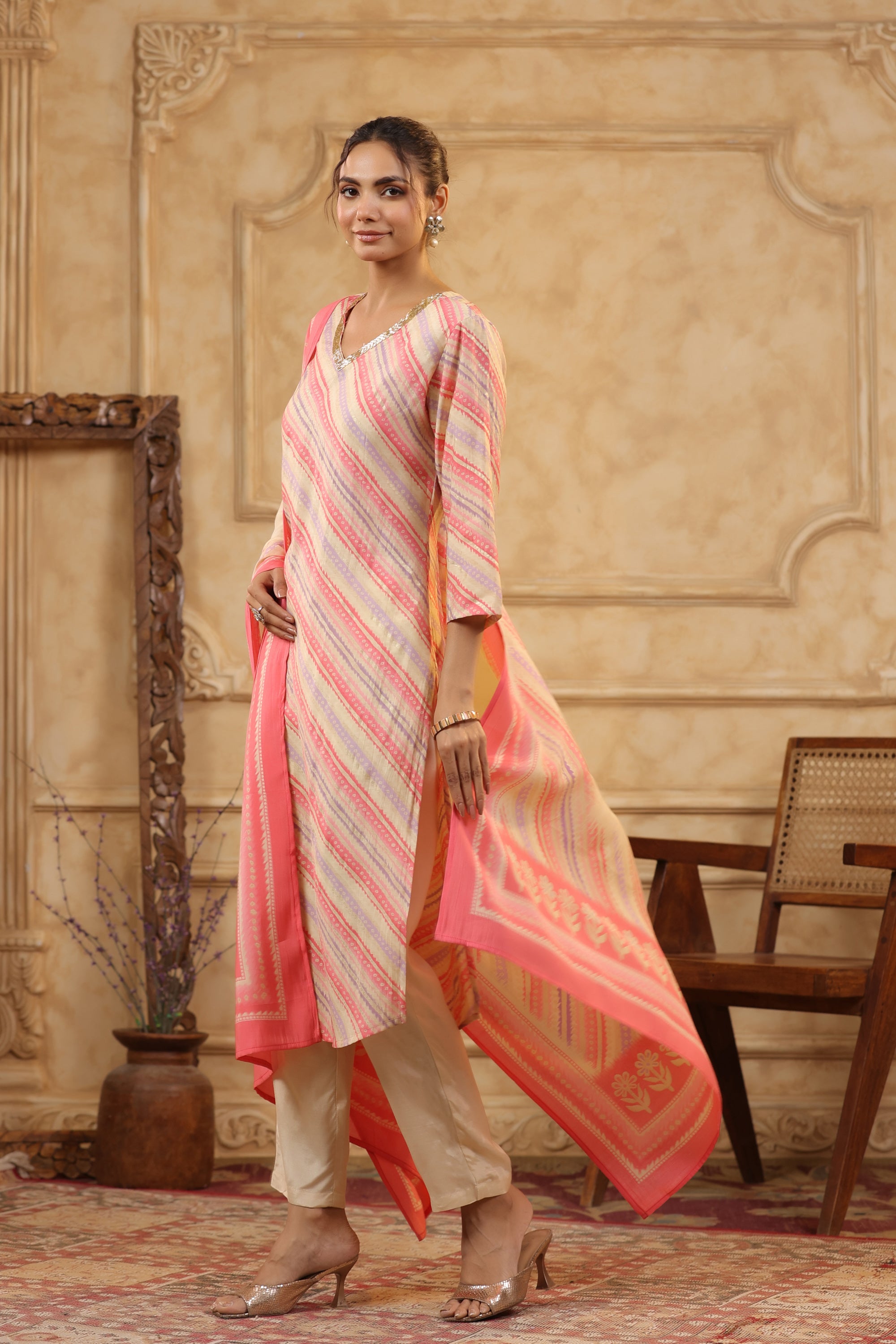 Blush Pink Diagonal Stripe Printed Russian Silk Kurta Pant Set with Dupatta