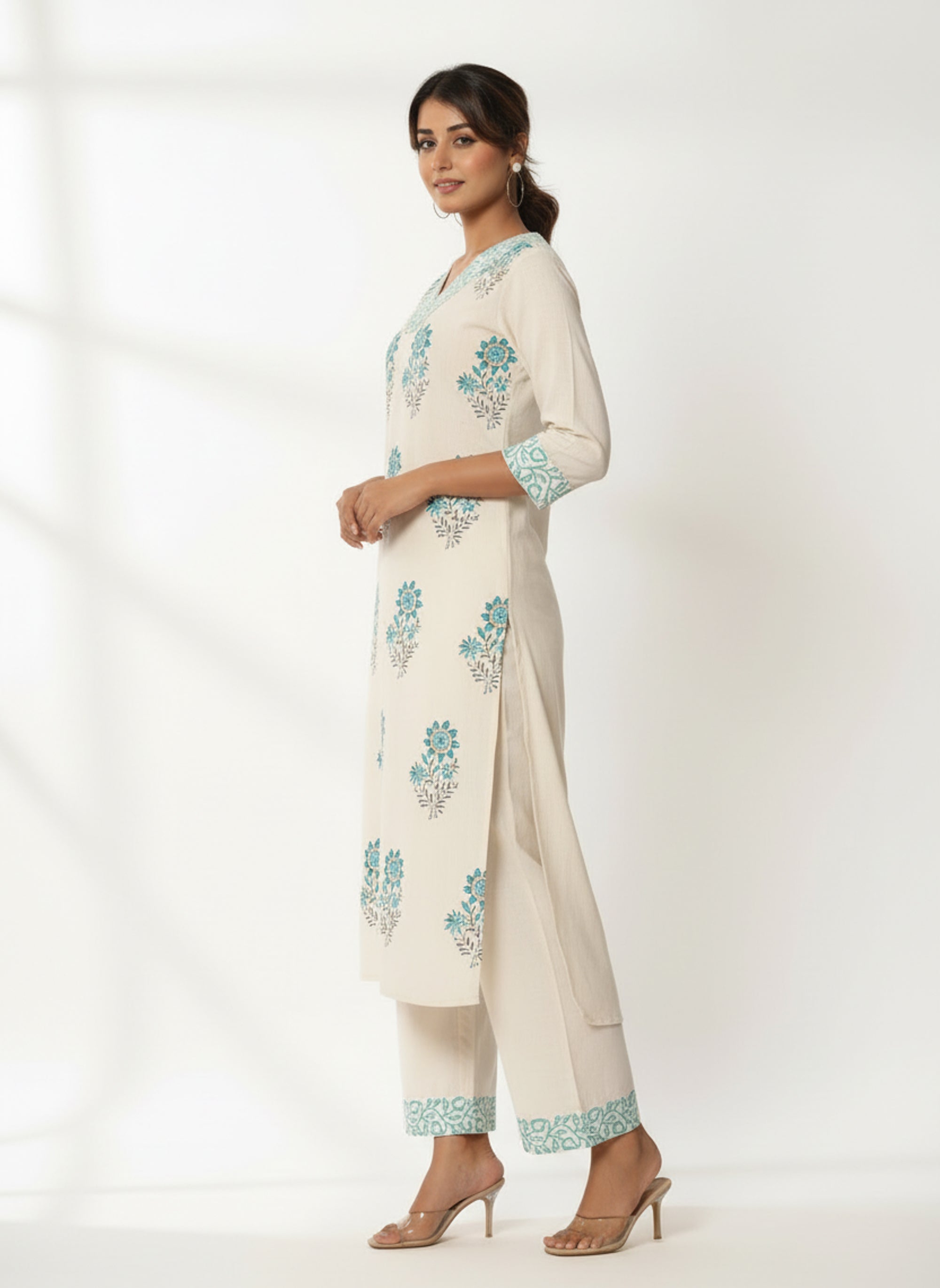 Cream & Aqua Floral Printed Straight Kurta with Palazzo Pants