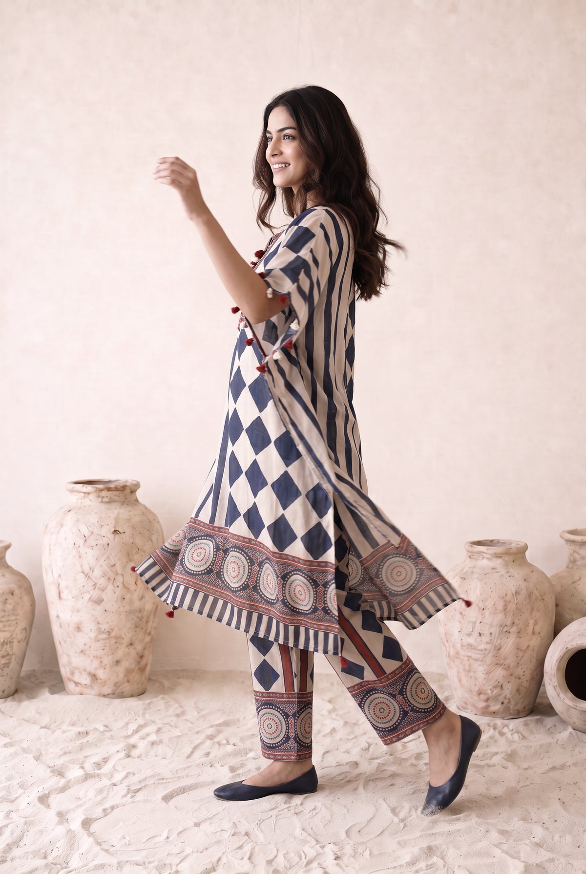 Inaya Navy Blue & Cream Floral Printed Muslin Kaftan Set