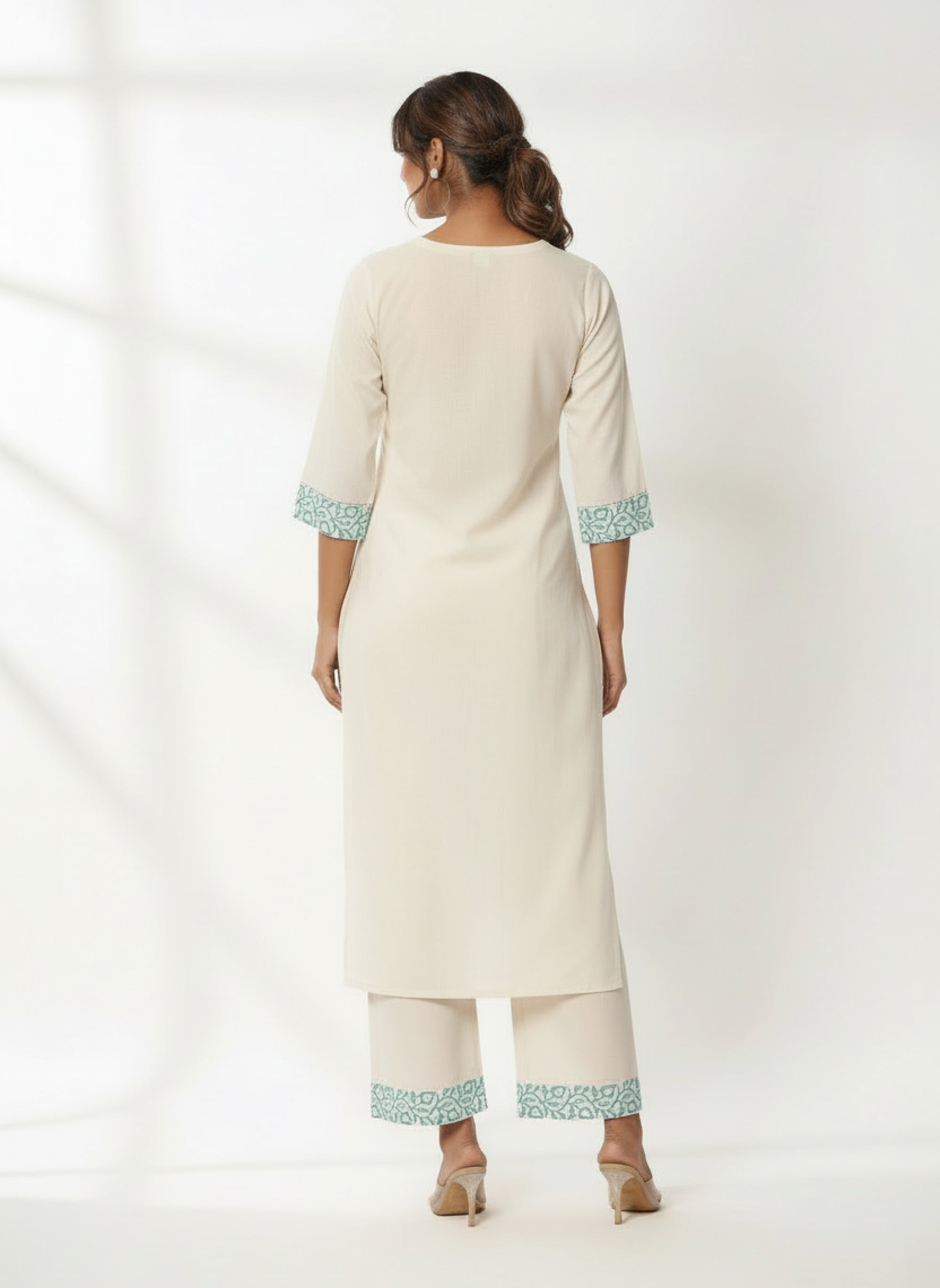 Cream & Aqua Floral Printed Straight Kurta with Palazzo Pants
