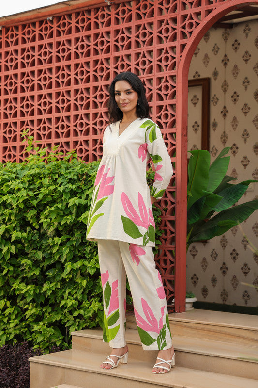 Elegant Blush Beige Floral Printed Cotton Flex Co-ord Set