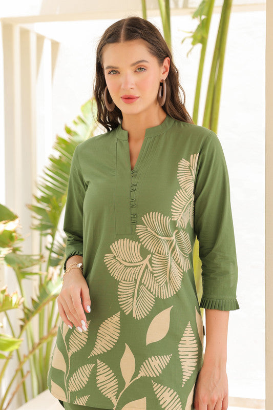 Sage Green Floral Line Pattern Cotton Co-ord set