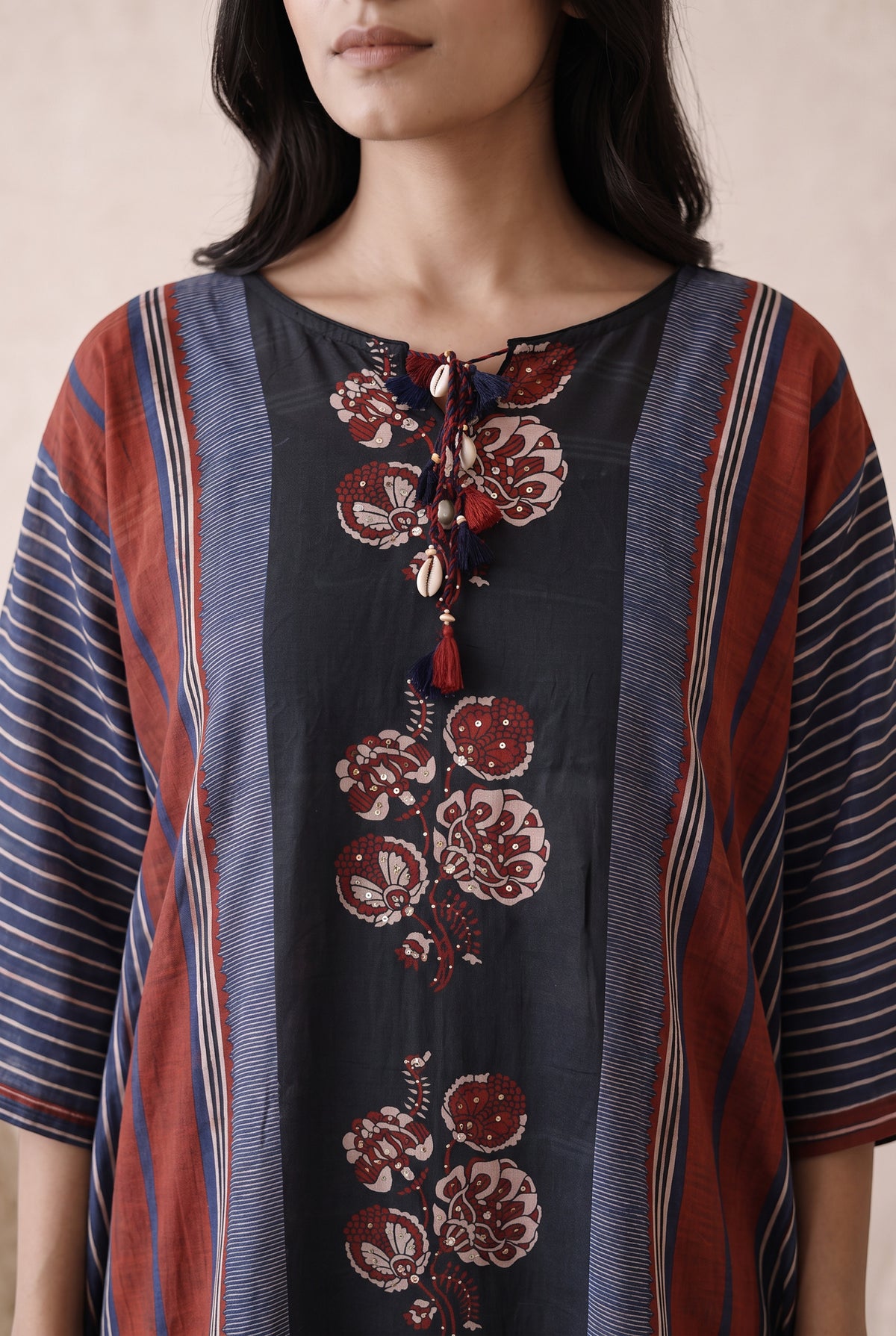 Amaira Navy Blue & Red Floral Printed Muslin Kaftan Set