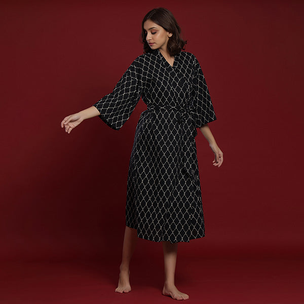 Minimalist Weaves On Black Robe Jisora Jaipur