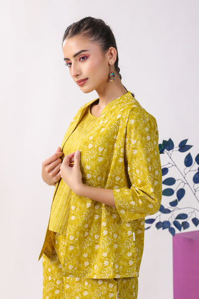 Dainty Florals with Arrows on Yellow Cotton Shrug Set