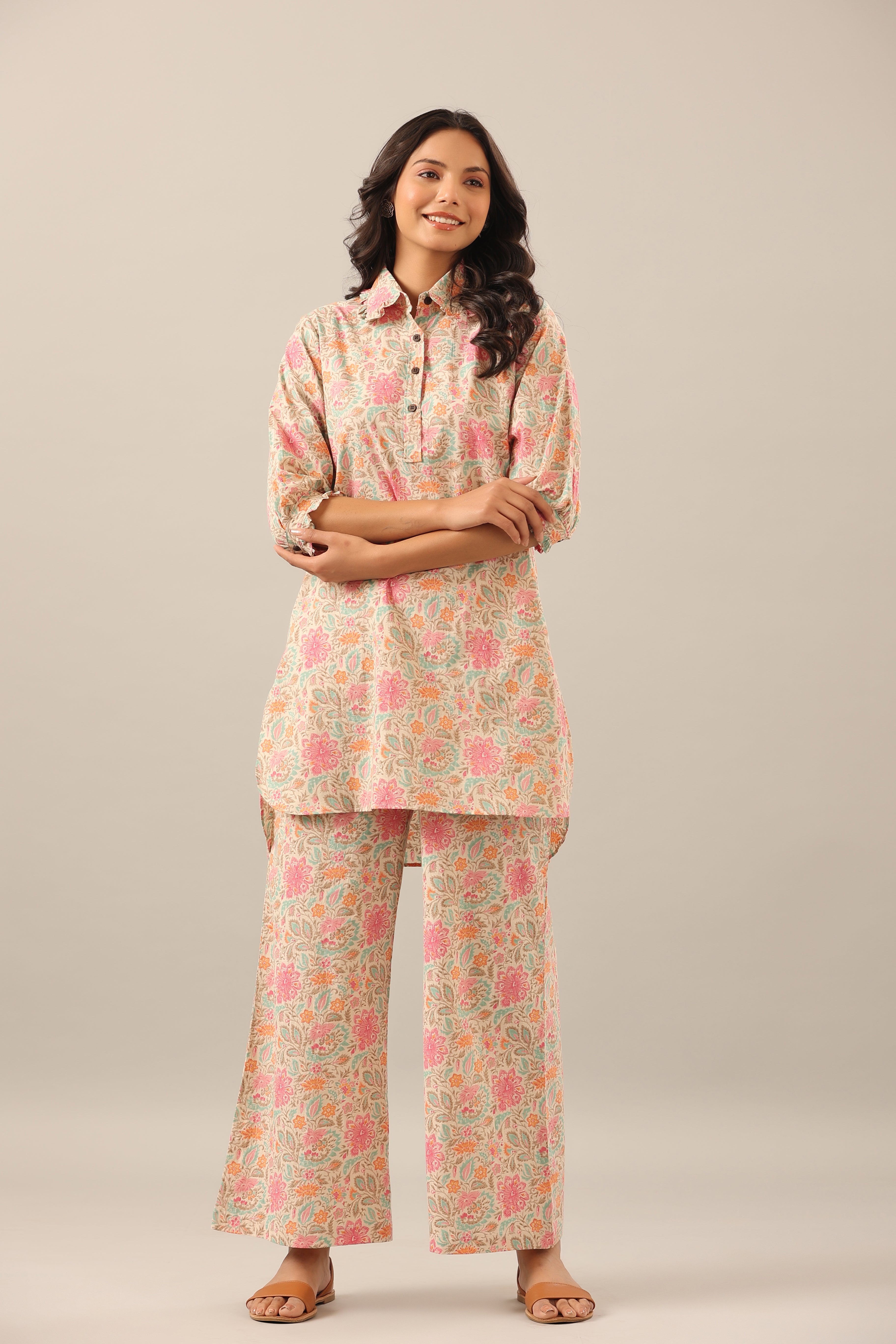 Pastel Jaal on Peach Collared Smoked Sleeves Palazzo Loungewear Set