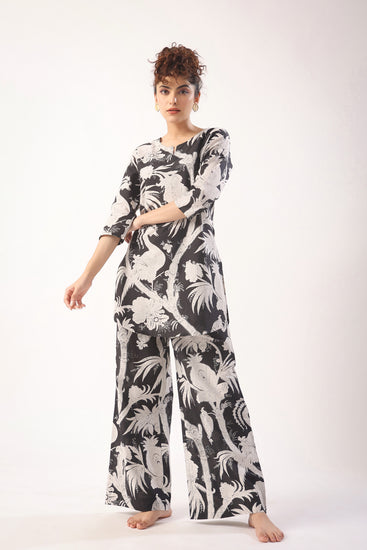 Get Girl Power Printed Short Dress at ₹ 401