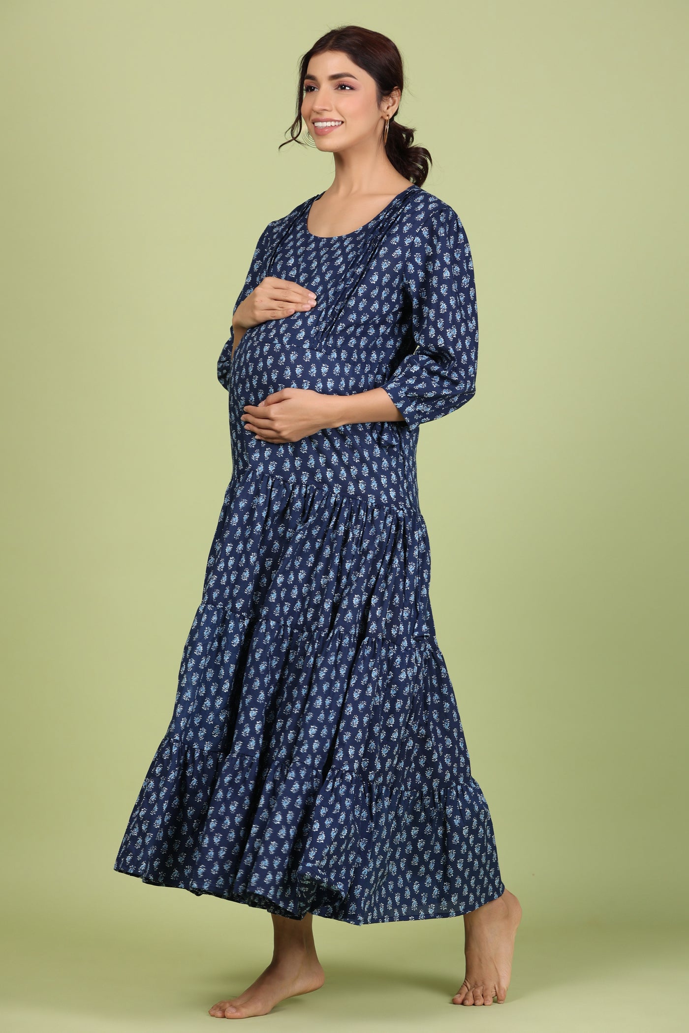 Aggregate 151+ maternity frocks designs in pakistan latest