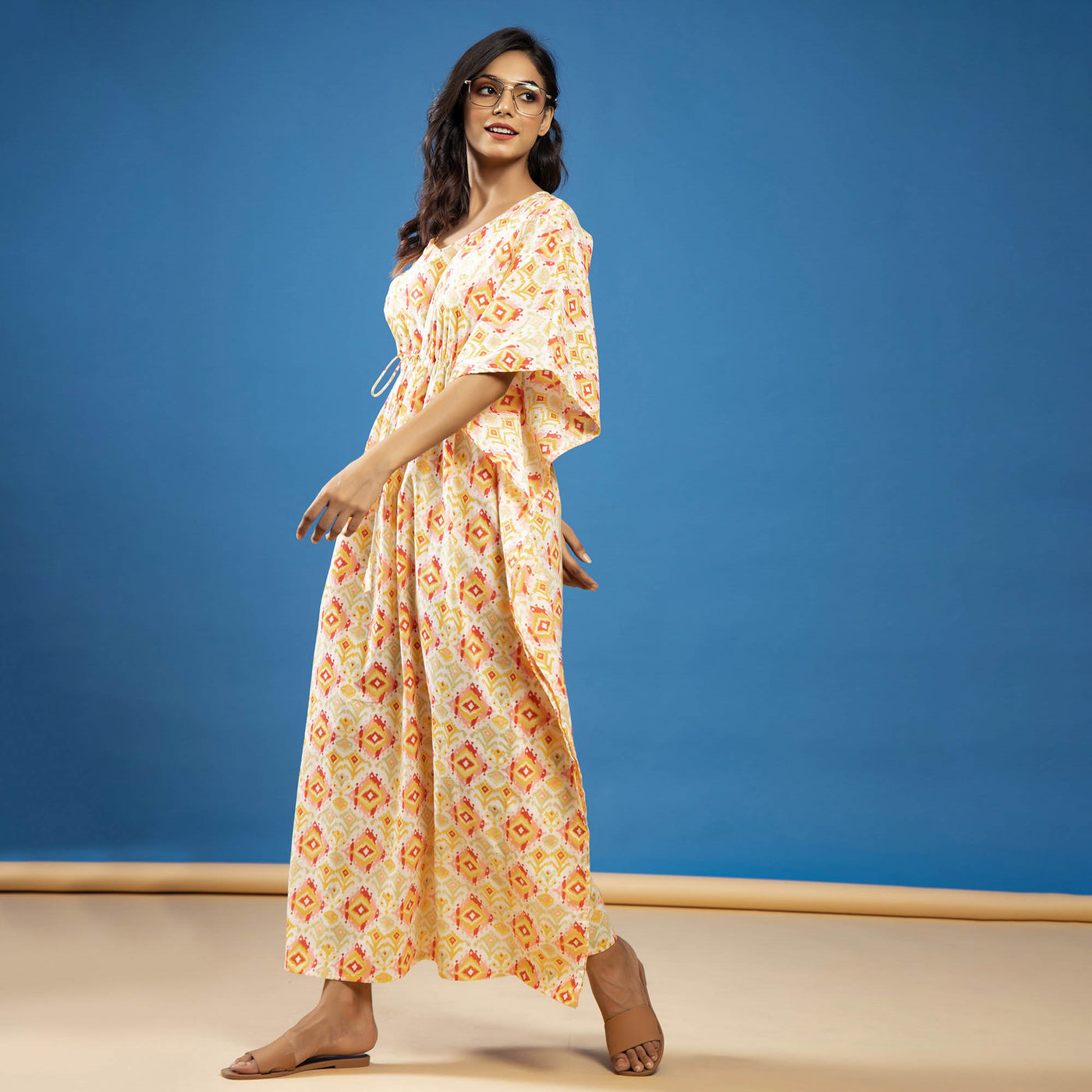 Providenciales on White Kaftan JISORA