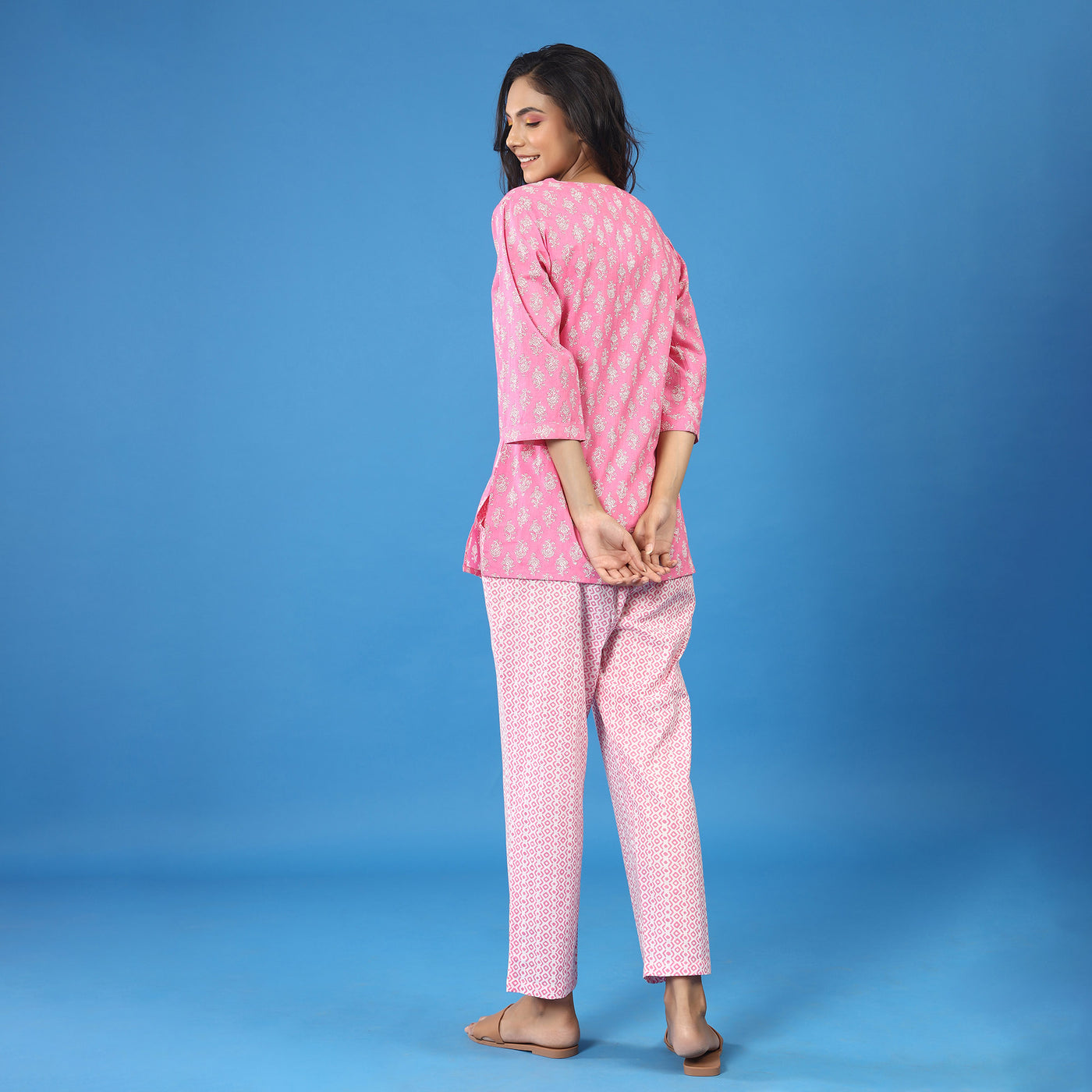 Motif with Patterned Contrast Loungewear JISORA