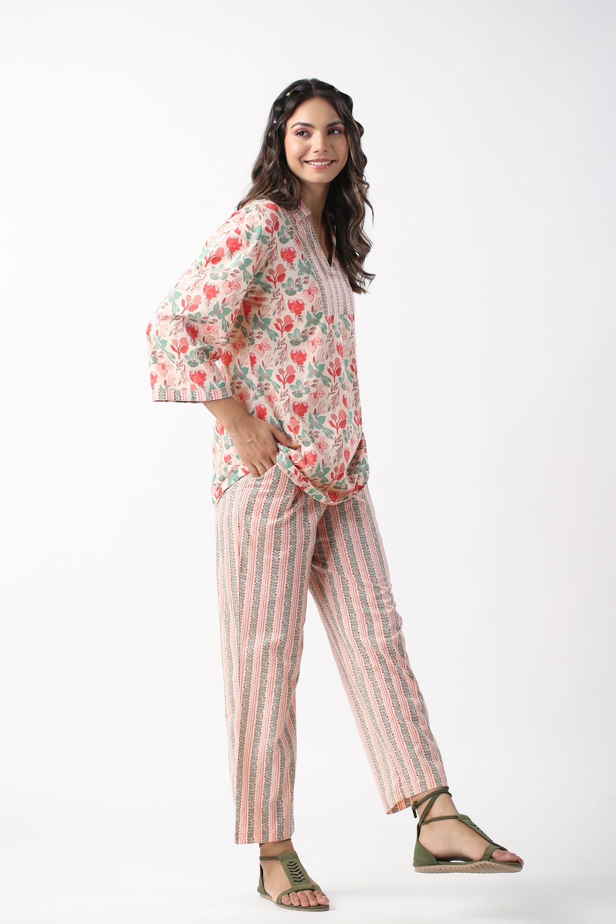 Tulip Treasures Cotton Loungewear Top Set