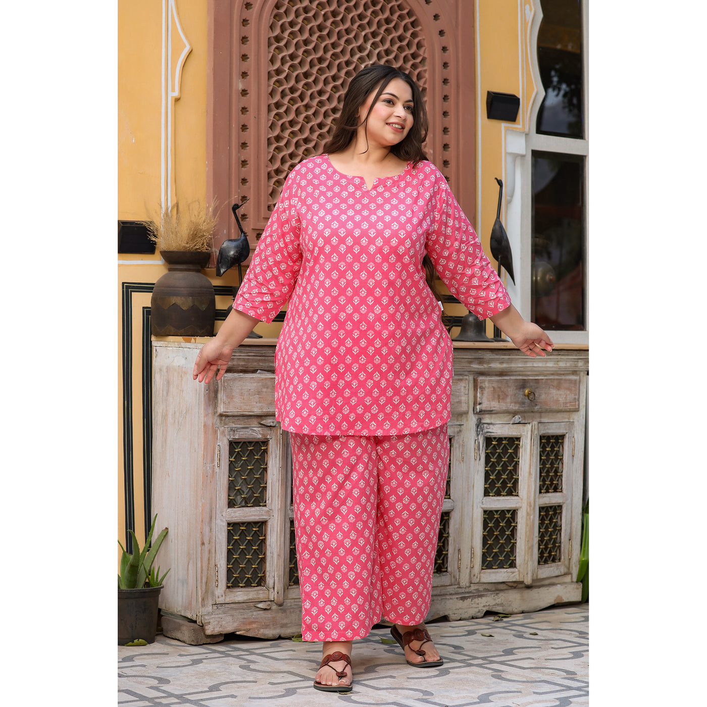 Gardenia on Pink Plus Size Loungewear Set