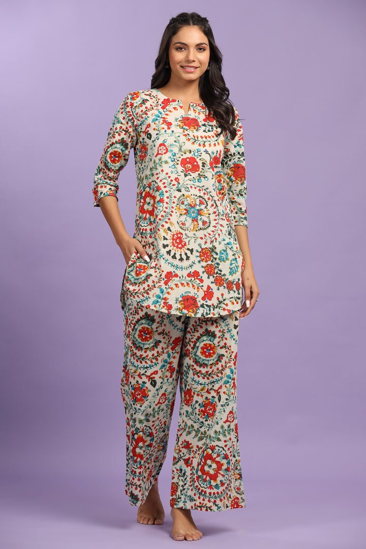 Multicoloured Bagh on White Cotton Loungewear Set