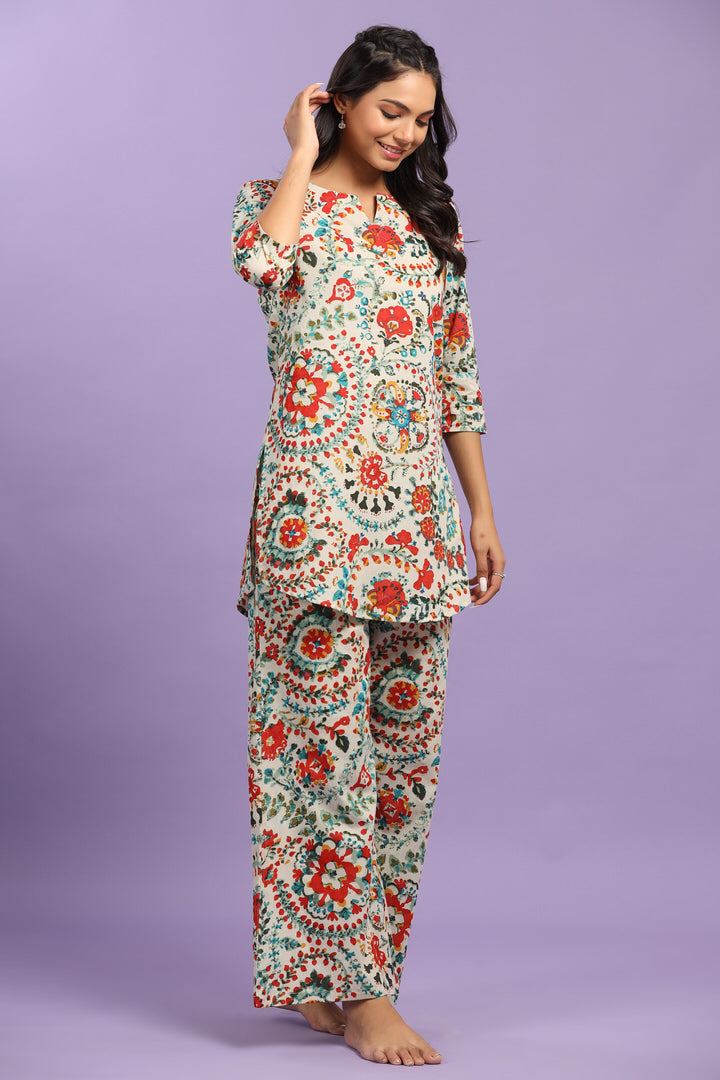 Multicoloured Bagh on White Cotton Loungewear Set