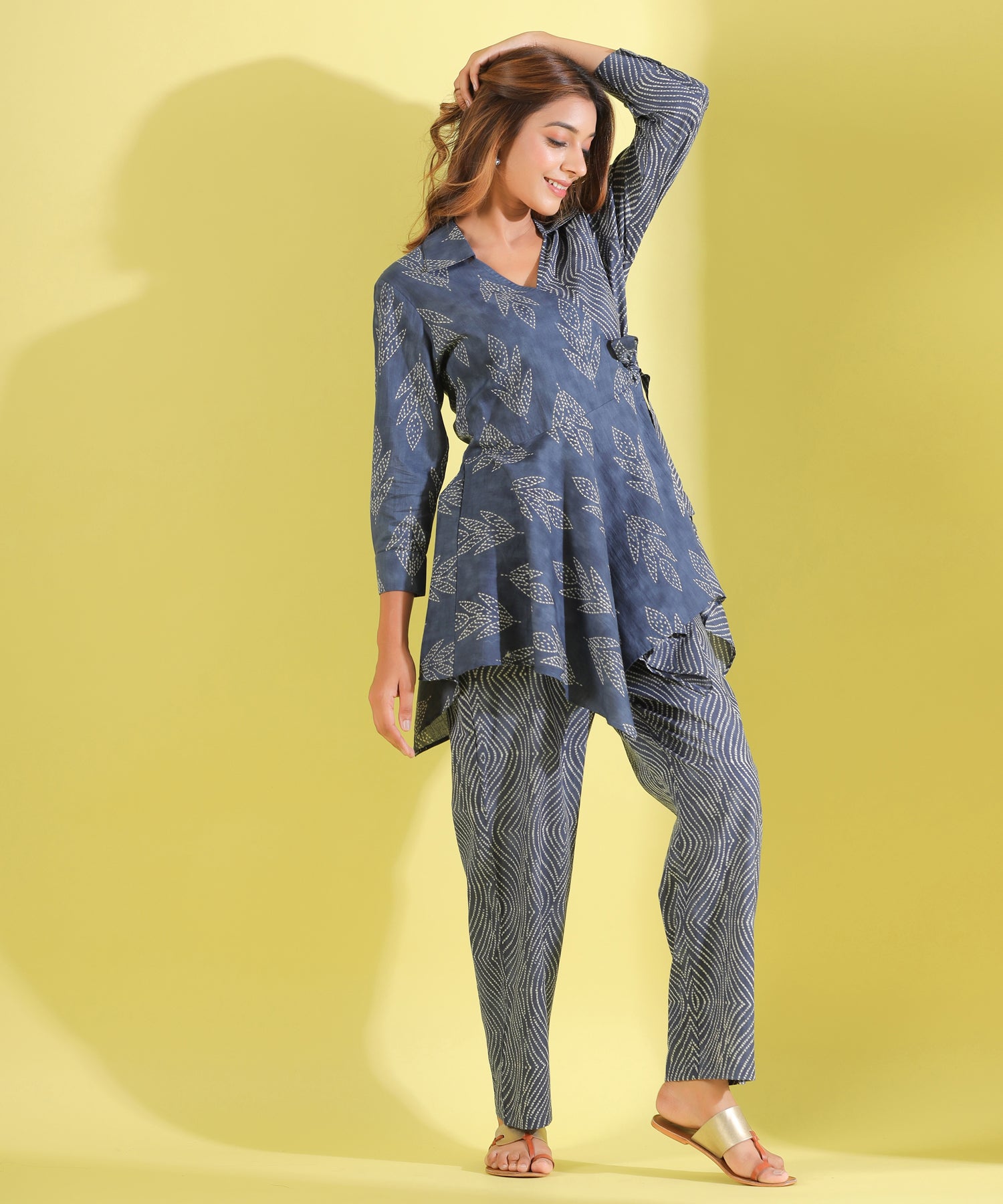 Shibori Tulips on Grey Cotton Loungewear Set