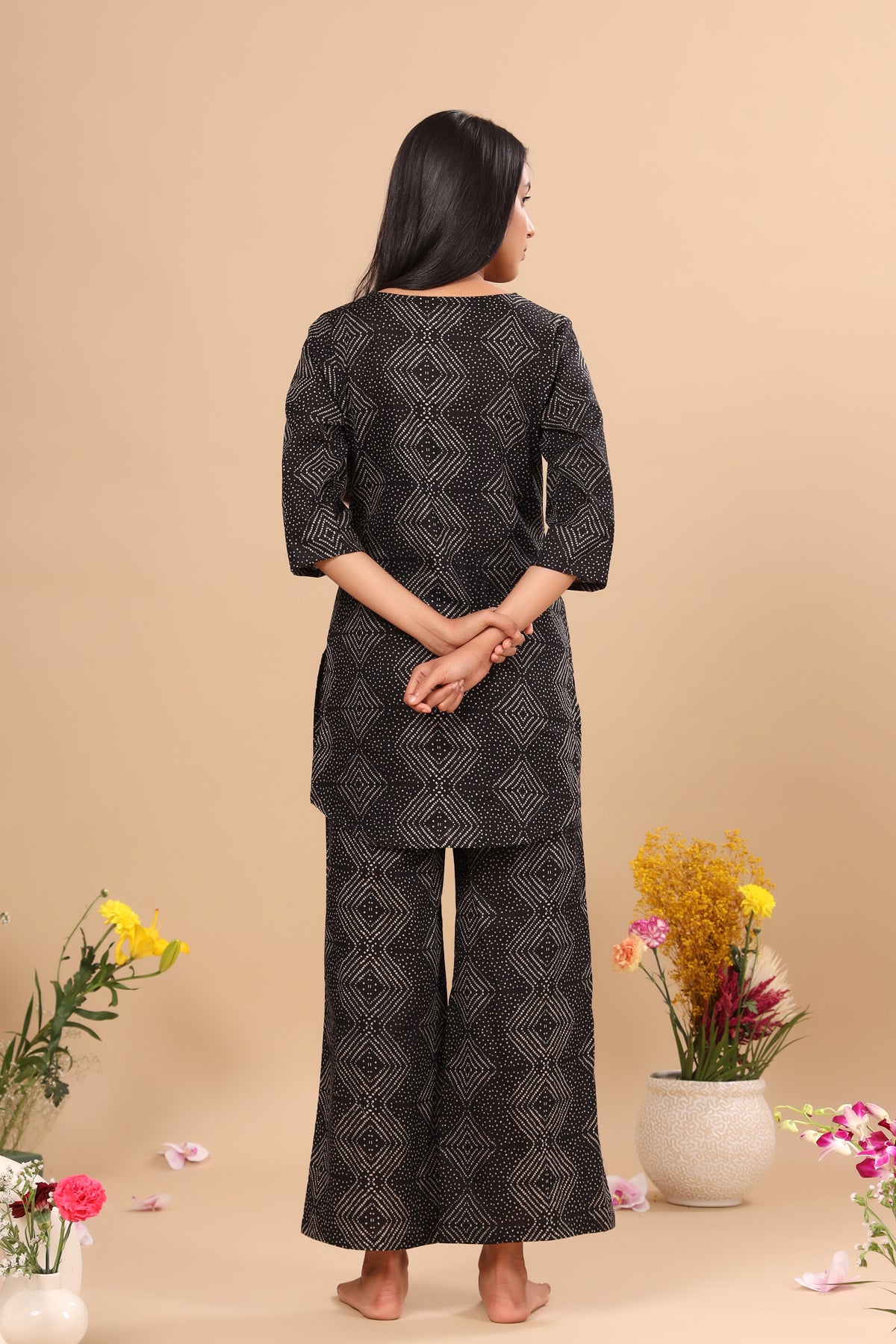 Zig-Zag Bhandani on Black Loungewear Top Set