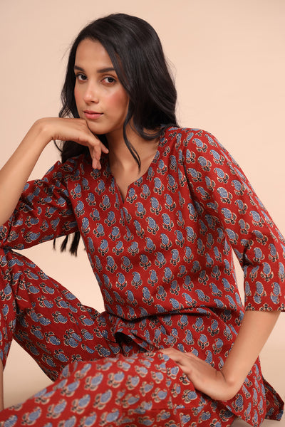 Paisley on Maroon Top Set